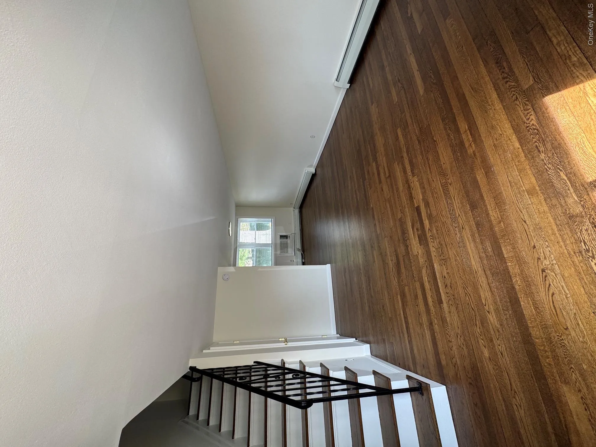 1 Gilbert Avenue, Smithtown, NY, 2 Bedrooms Bedrooms, 6 Rooms Rooms,1 BathroomBathrooms,Residential Lease,For Rent,Gilbert,0,1034560 1 Gilbert Avenue, Smithtown, NY, 2 Bedrooms Bedrooms, 6 Rooms Rooms,1 BathroomBathrooms,Residential Lease,For Rent,Gilbert,0,1034560