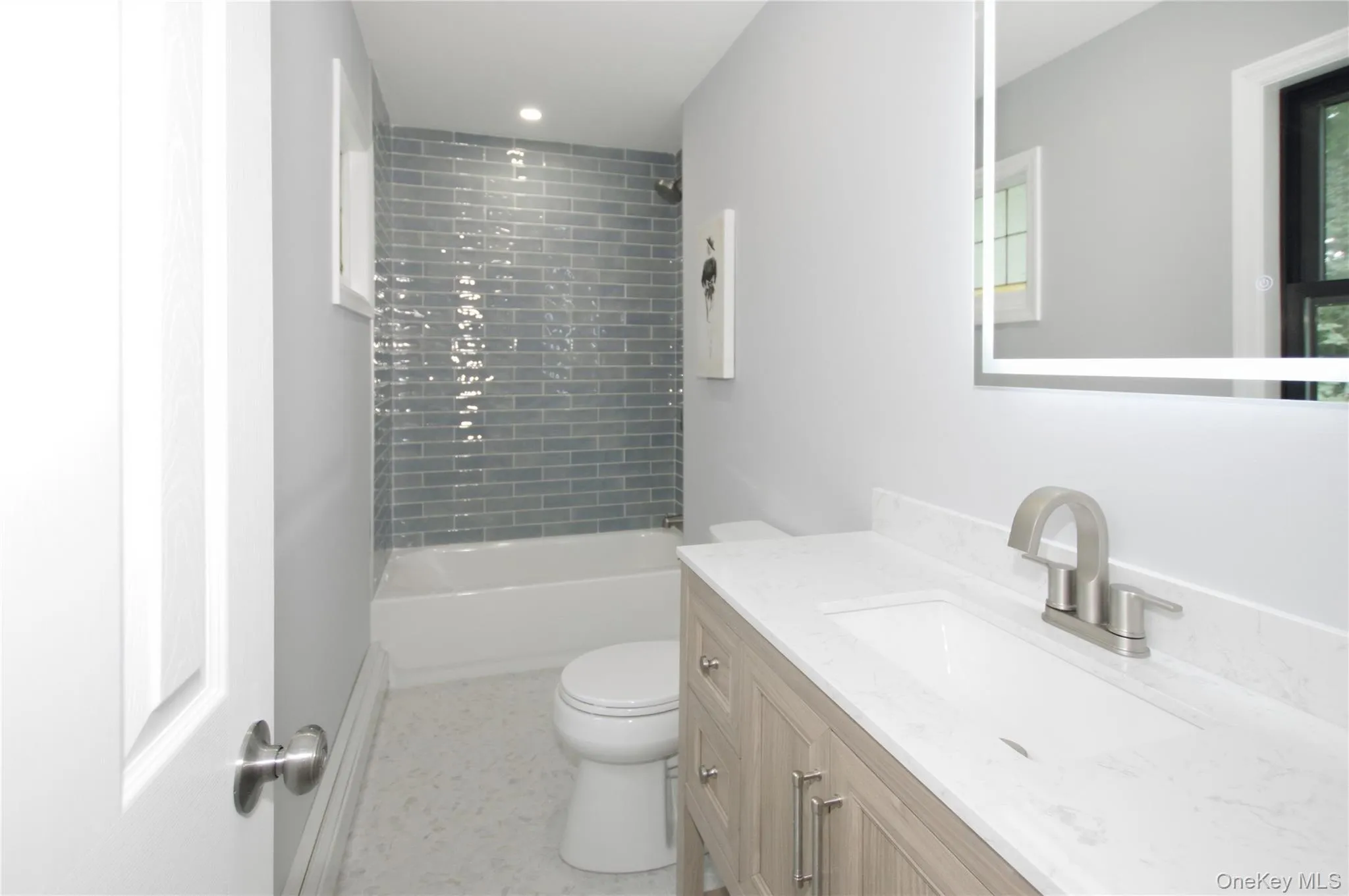 Primary Bath En suite Primary Bath En suite