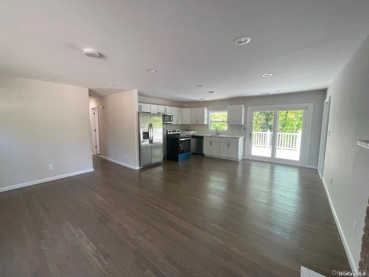 604 High Street, Brookhaven, NY, 3 Bedrooms Bedrooms, 7 Rooms Rooms,3 BathroomsBathrooms,Residential Lease,For Rent,High,0,1034563 604 High Street, Brookhaven, NY, 3 Bedrooms Bedrooms, 7 Rooms Rooms,3 BathroomsBathrooms,Residential Lease,For Rent,High,0,1034563