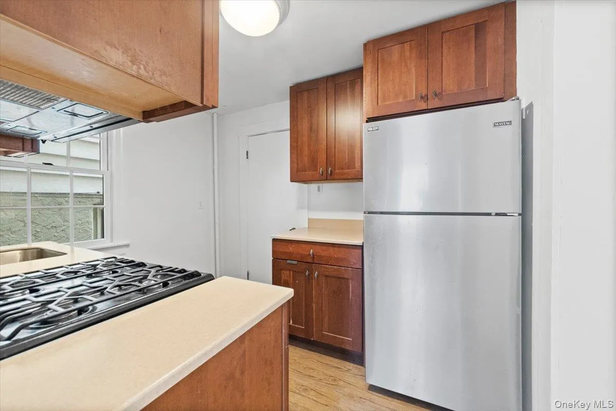 9 Dearman Street, Greenburgh, NY, 1 Bedroom Bedrooms, 5 Rooms Rooms,1 BathroomBathrooms,Residential Lease,For Rent,Dearman,0,1034567 9 Dearman Street, Greenburgh, NY, 1 Bedroom Bedrooms, 5 Rooms Rooms,1 BathroomBathrooms,Residential Lease,For Rent,Dearman,0,1034567