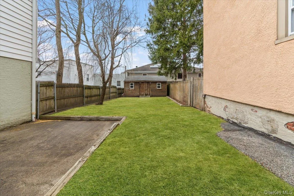 Backyard & Patio Backyard & Patio