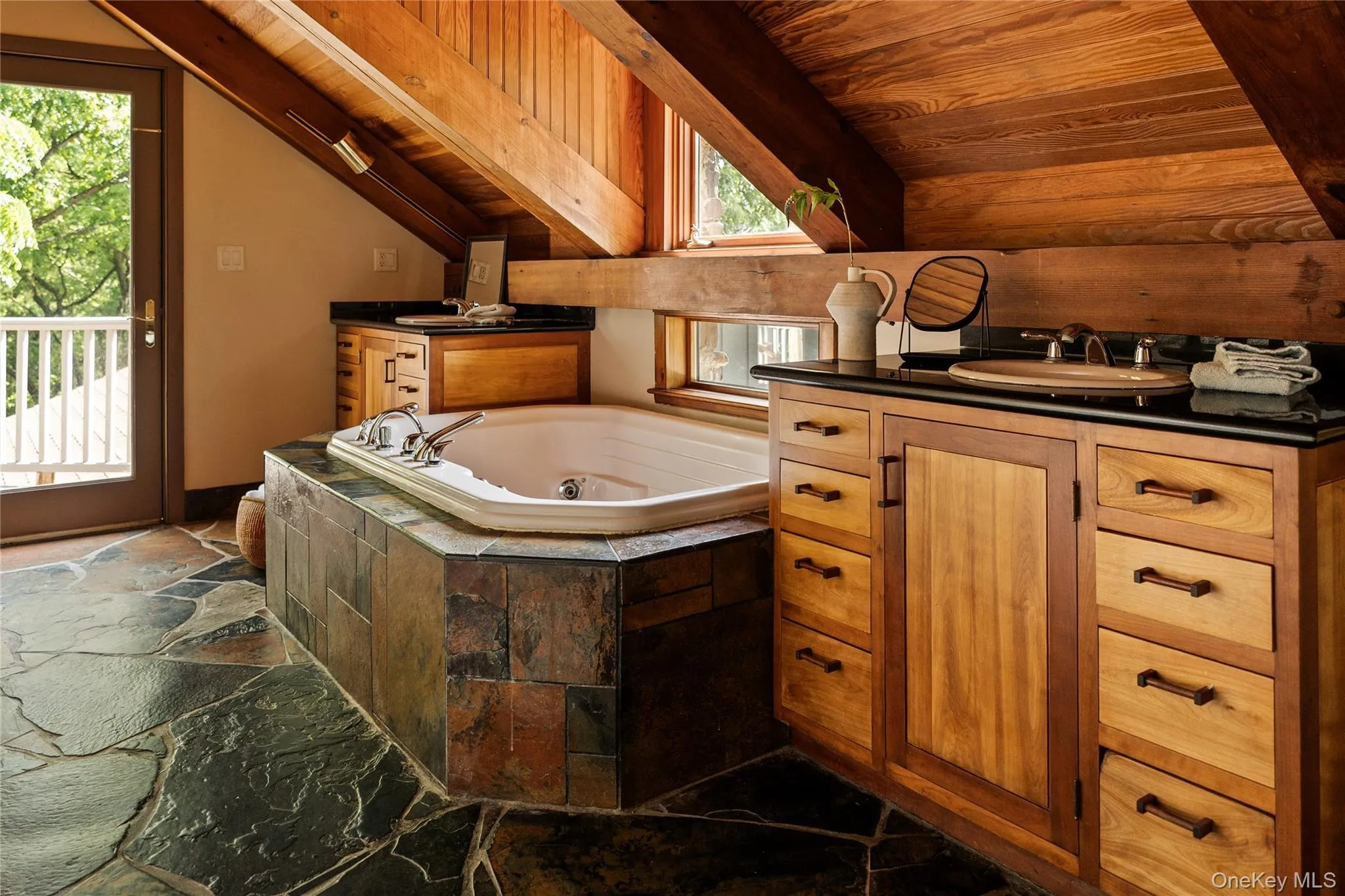 567 Four Mile Point Road, Coxsackie, NY, 4 Bedrooms Bedrooms, 10 Rooms Rooms,3 BathroomsBathrooms,Residential,For Rent,Four Mile Point,0,1034568 567 Four Mile Point Road, Coxsackie, NY, 4 Bedrooms Bedrooms, 10 Rooms Rooms,3 BathroomsBathrooms,Residential,For Rent,Four Mile Point,0,1034568