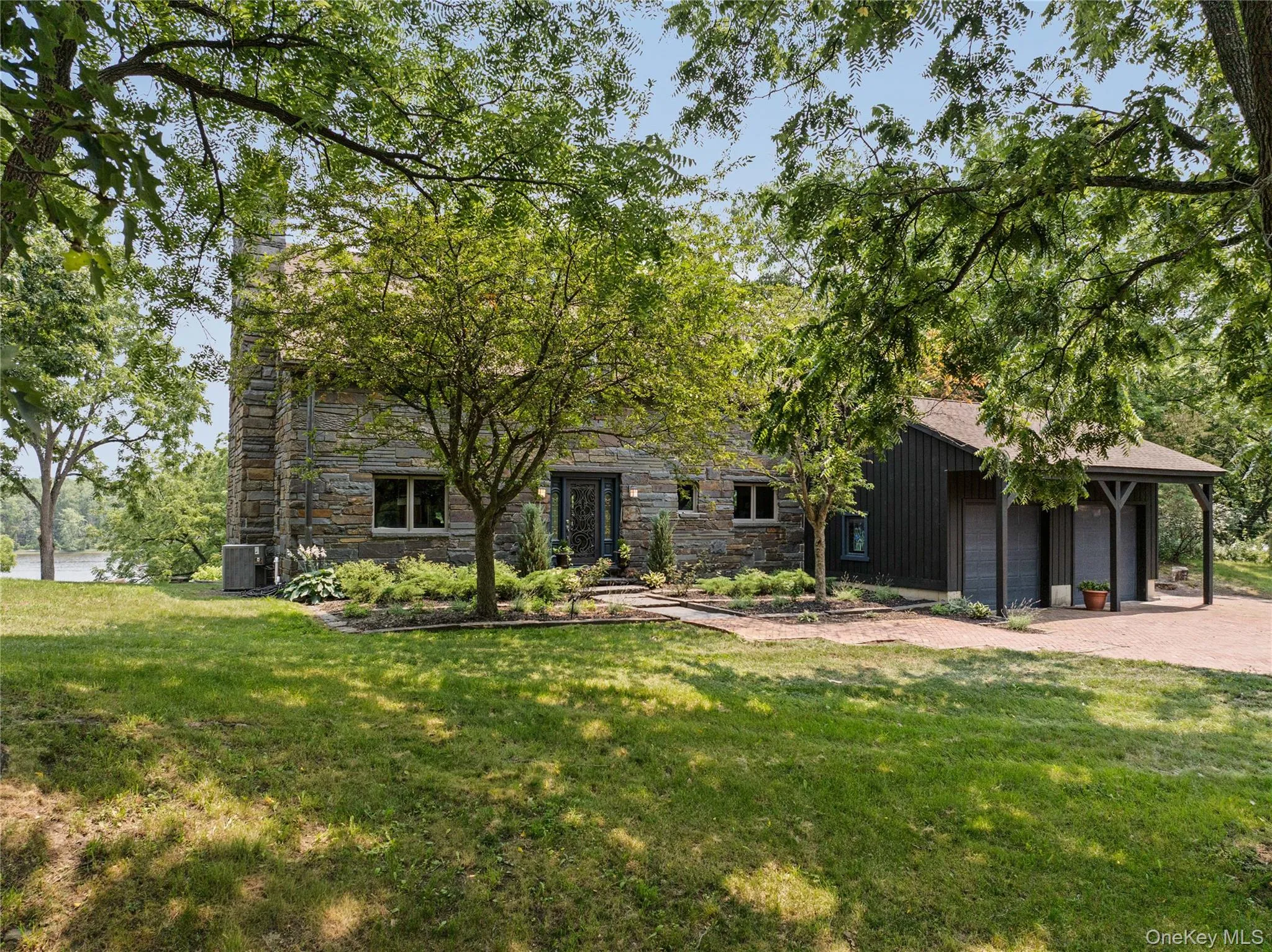 567 Four Mile Point Road, Coxsackie, NY, 4 Bedrooms Bedrooms, 10 Rooms Rooms,3 BathroomsBathrooms,Residential,For Rent,Four Mile Point,0,1034568 567 Four Mile Point Road, Coxsackie, NY, 4 Bedrooms Bedrooms, 10 Rooms Rooms,3 BathroomsBathrooms,Residential,For Rent,Four Mile Point,0,1034568