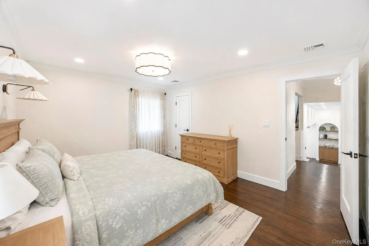 4 Balsam Drive, Oyster Bay, NY, 4 Bedrooms Bedrooms, 8 Rooms Rooms,2 BathroomsBathrooms,Residential,For Rent,Balsam,0,1034569 4 Balsam Drive, Oyster Bay, NY, 4 Bedrooms Bedrooms, 8 Rooms Rooms,2 BathroomsBathrooms,Residential,For Rent,Balsam,0,1034569