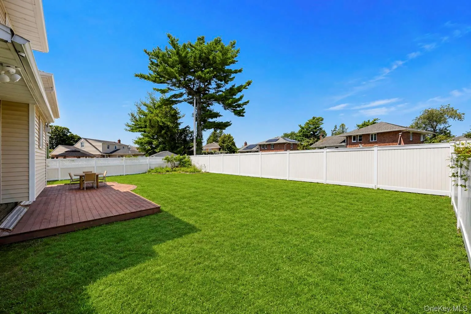 4 Balsam Drive, Oyster Bay, NY, 4 Bedrooms Bedrooms, 8 Rooms Rooms,2 BathroomsBathrooms,Residential,For Rent,Balsam,0,1034569 4 Balsam Drive, Oyster Bay, NY, 4 Bedrooms Bedrooms, 8 Rooms Rooms,2 BathroomsBathrooms,Residential,For Rent,Balsam,0,1034569