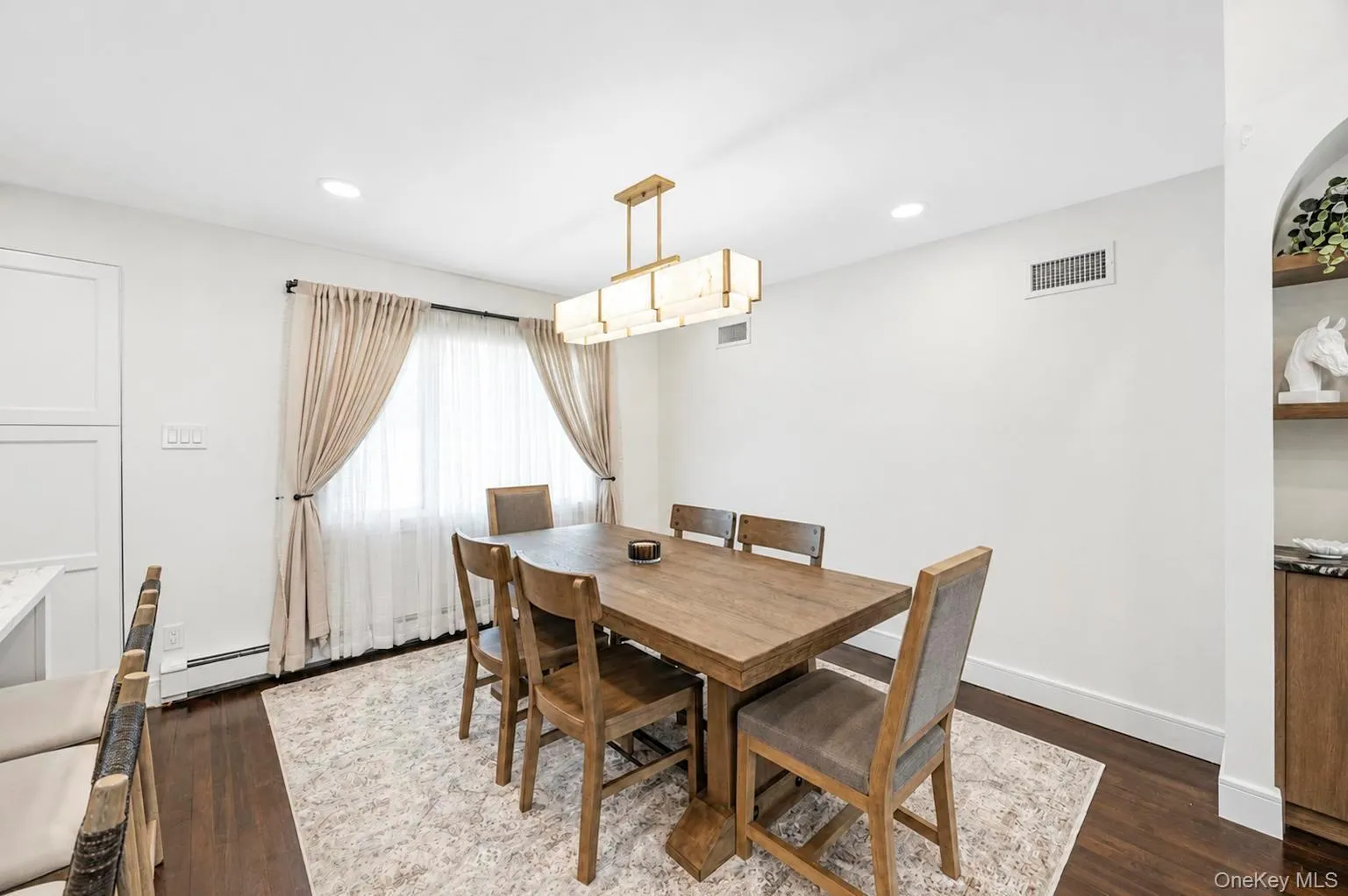 4 Balsam Drive, Oyster Bay, NY, 4 Bedrooms Bedrooms, 8 Rooms Rooms,2 BathroomsBathrooms,Residential,For Rent,Balsam,0,1034569 4 Balsam Drive, Oyster Bay, NY, 4 Bedrooms Bedrooms, 8 Rooms Rooms,2 BathroomsBathrooms,Residential,For Rent,Balsam,0,1034569