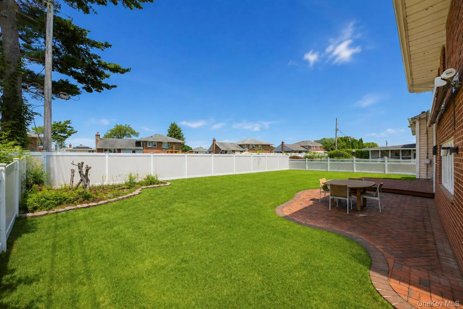 4 Balsam Drive, Oyster Bay, NY, 4 Bedrooms Bedrooms, 8 Rooms Rooms,2 BathroomsBathrooms,Residential,For Rent,Balsam,0,1034569 4 Balsam Drive, Oyster Bay, NY, 4 Bedrooms Bedrooms, 8 Rooms Rooms,2 BathroomsBathrooms,Residential,For Rent,Balsam,0,1034569