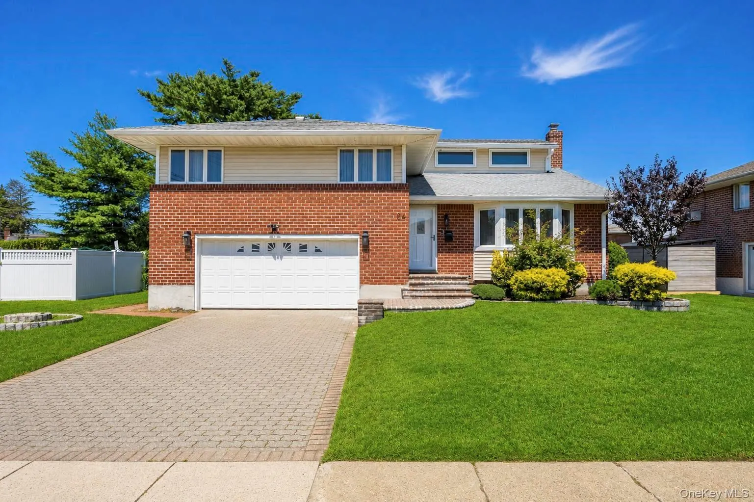 4 Balsam Drive, Oyster Bay, NY, 4 Bedrooms Bedrooms, 8 Rooms Rooms,2 BathroomsBathrooms,Residential,For Rent,Balsam,0,1034569 4 Balsam Drive, Oyster Bay, NY, 4 Bedrooms Bedrooms, 8 Rooms Rooms,2 BathroomsBathrooms,Residential,For Rent,Balsam,0,1034569