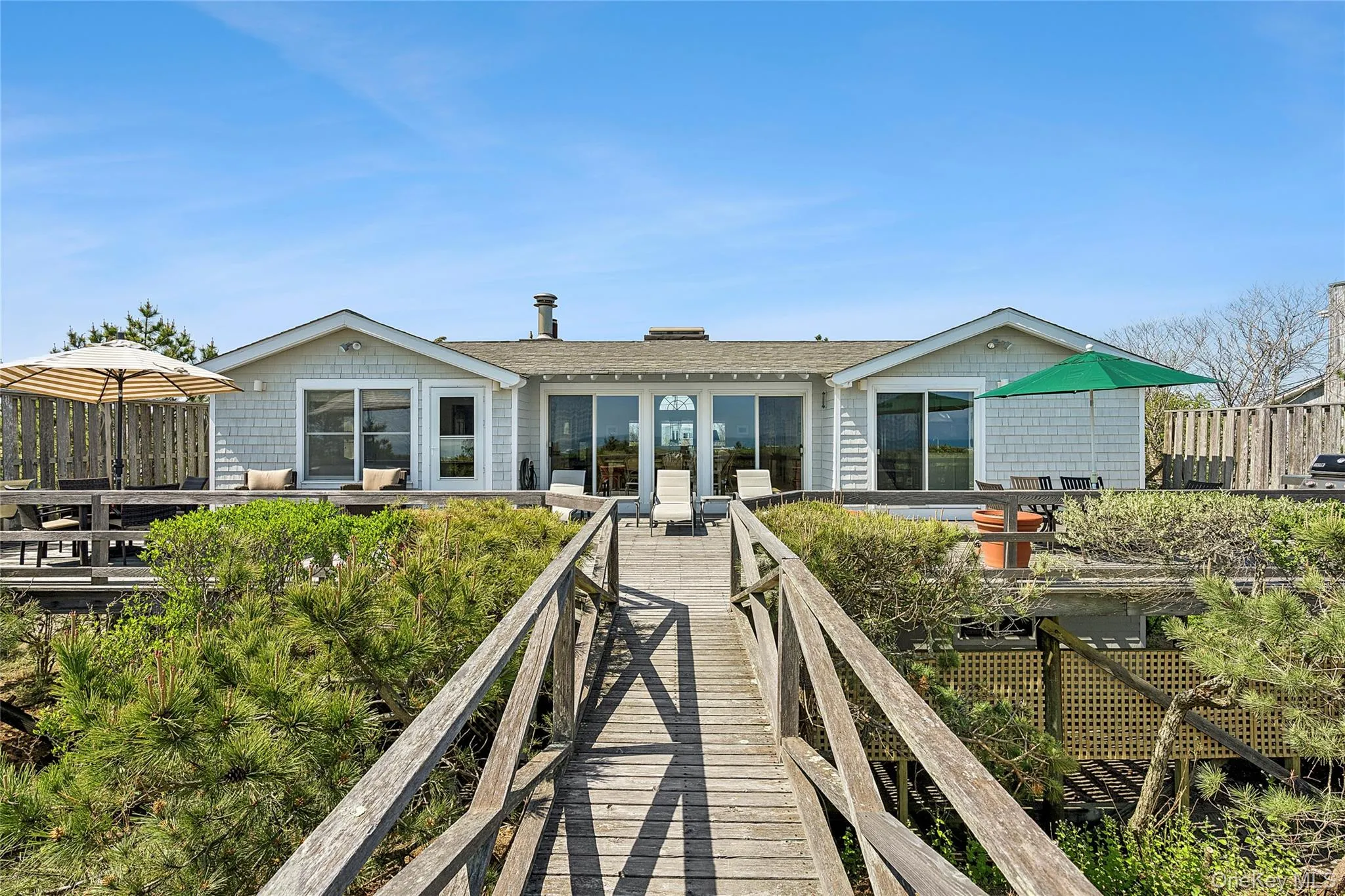 405 Dune Road, Southampton, NY, 5 Bedrooms Bedrooms, 11 Rooms Rooms,4 BathroomsBathrooms,Residential,For Rent,Dune,0,1034573 405 Dune Road, Southampton, NY, 5 Bedrooms Bedrooms, 11 Rooms Rooms,4 BathroomsBathrooms,Residential,For Rent,Dune,0,1034573
