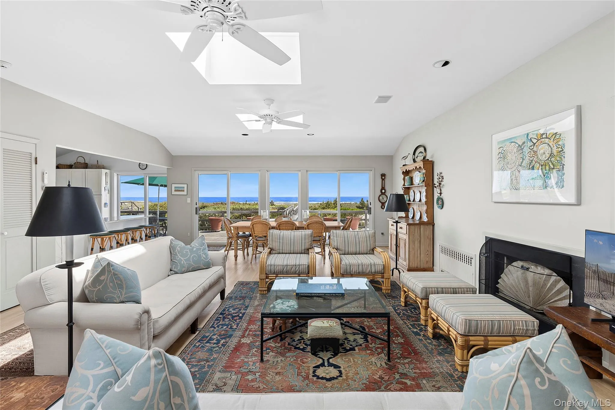 405 Dune Road, Southampton, NY, 5 Bedrooms Bedrooms, 11 Rooms Rooms,4 BathroomsBathrooms,Residential,For Rent,Dune,0,1034573 405 Dune Road, Southampton, NY, 5 Bedrooms Bedrooms, 11 Rooms Rooms,4 BathroomsBathrooms,Residential,For Rent,Dune,0,1034573