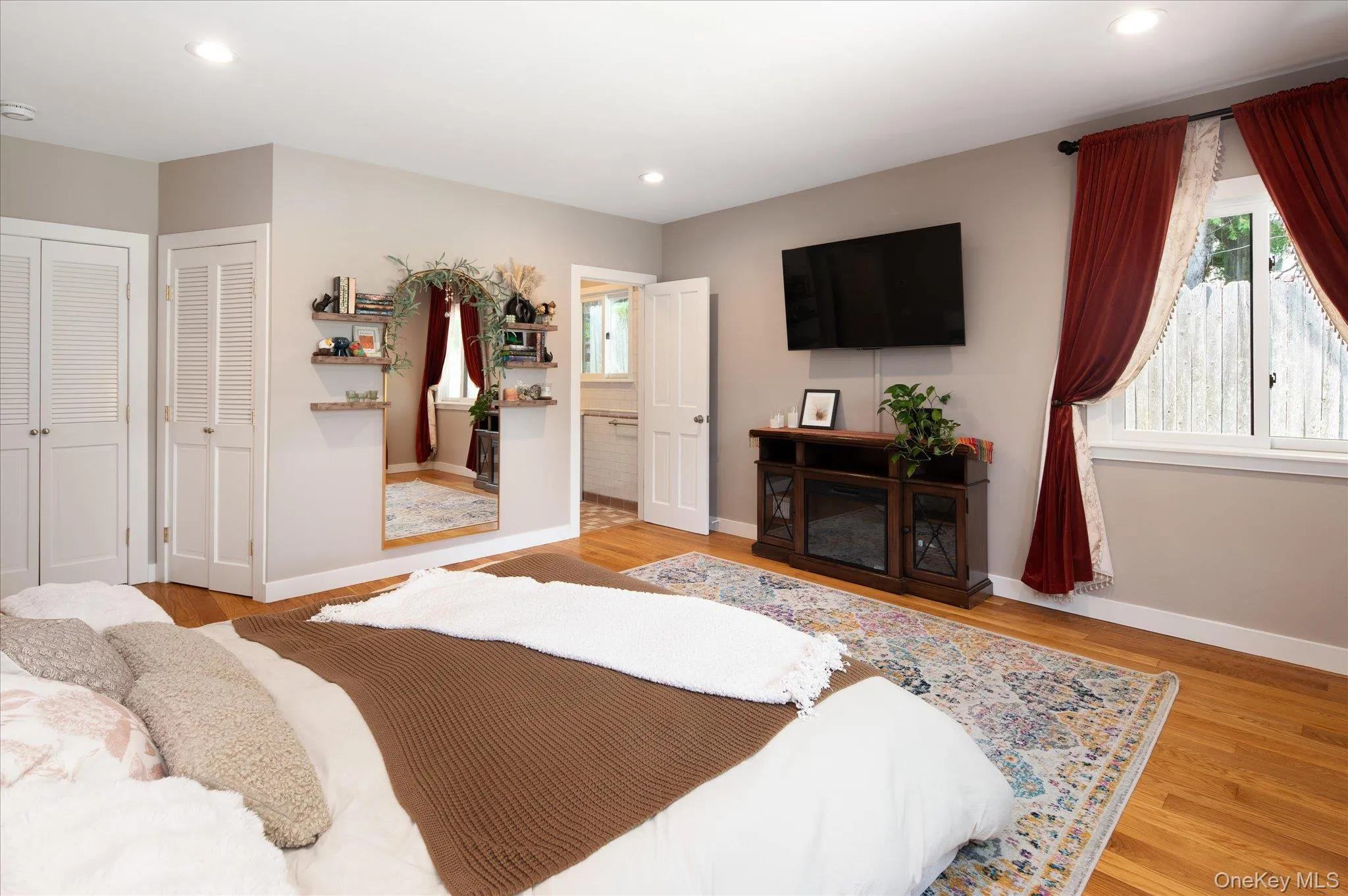 Primary Bedroom with Bathroom Primary Bedroom with Bathroom