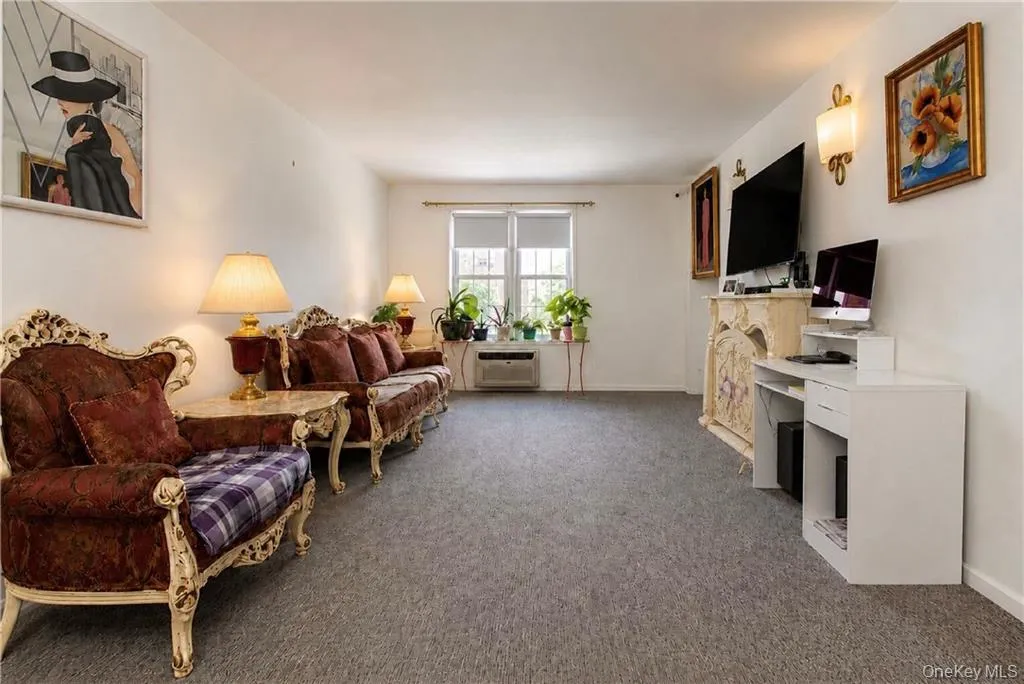 84-39 153rd Avenue, New York, NY, 1 Bedroom Bedrooms, 2 Rooms Rooms,1 BathroomBathrooms,Residential,For Rent,153rd,0,1034579 84-39 153rd Avenue, New York, NY, 1 Bedroom Bedrooms, 2 Rooms Rooms,1 BathroomBathrooms,Residential,For Rent,153rd,0,1034579
