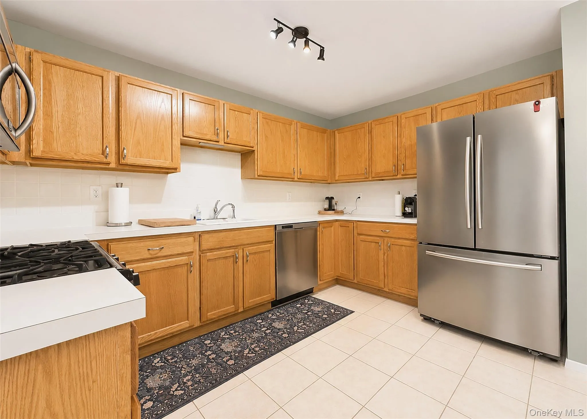 333 Prairie Court, Brookhaven, NY, 3 Bedrooms Bedrooms, 7 Rooms Rooms,2 BathroomsBathrooms,Residential,For Rent,Prairie,0,1034580 333 Prairie Court, Brookhaven, NY, 3 Bedrooms Bedrooms, 7 Rooms Rooms,2 BathroomsBathrooms,Residential,For Rent,Prairie,0,1034580