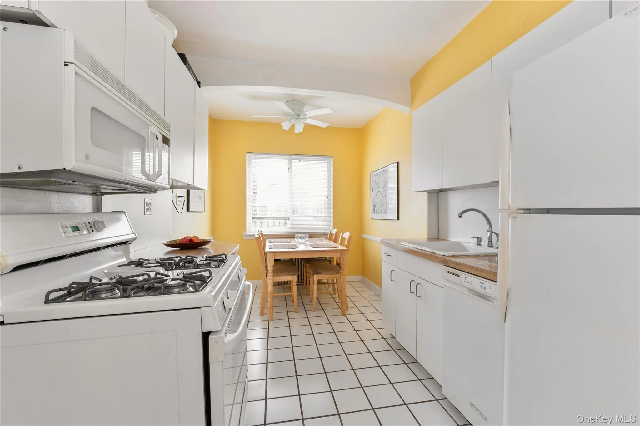 17519 74th Avenue, New York, NY, 3 Bedrooms Bedrooms, 7 Rooms Rooms,2 BathroomsBathrooms,Residential,For Rent,74th,0,1034581 17519 74th Avenue, New York, NY, 3 Bedrooms Bedrooms, 7 Rooms Rooms,2 BathroomsBathrooms,Residential,For Rent,74th,0,1034581
