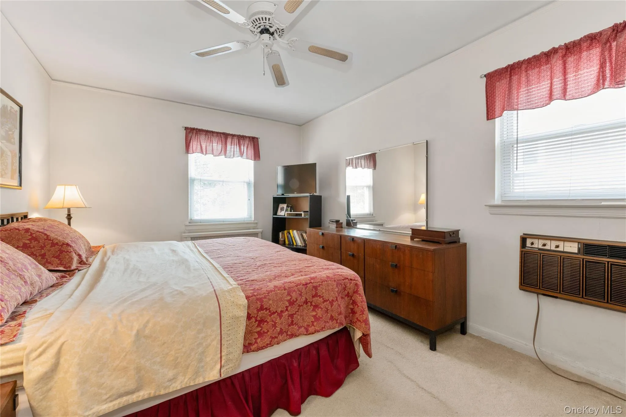 17519 74th Avenue, New York, NY, 3 Bedrooms Bedrooms, 7 Rooms Rooms,2 BathroomsBathrooms,Residential,For Rent,74th,0,1034581 17519 74th Avenue, New York, NY, 3 Bedrooms Bedrooms, 7 Rooms Rooms,2 BathroomsBathrooms,Residential,For Rent,74th,0,1034581