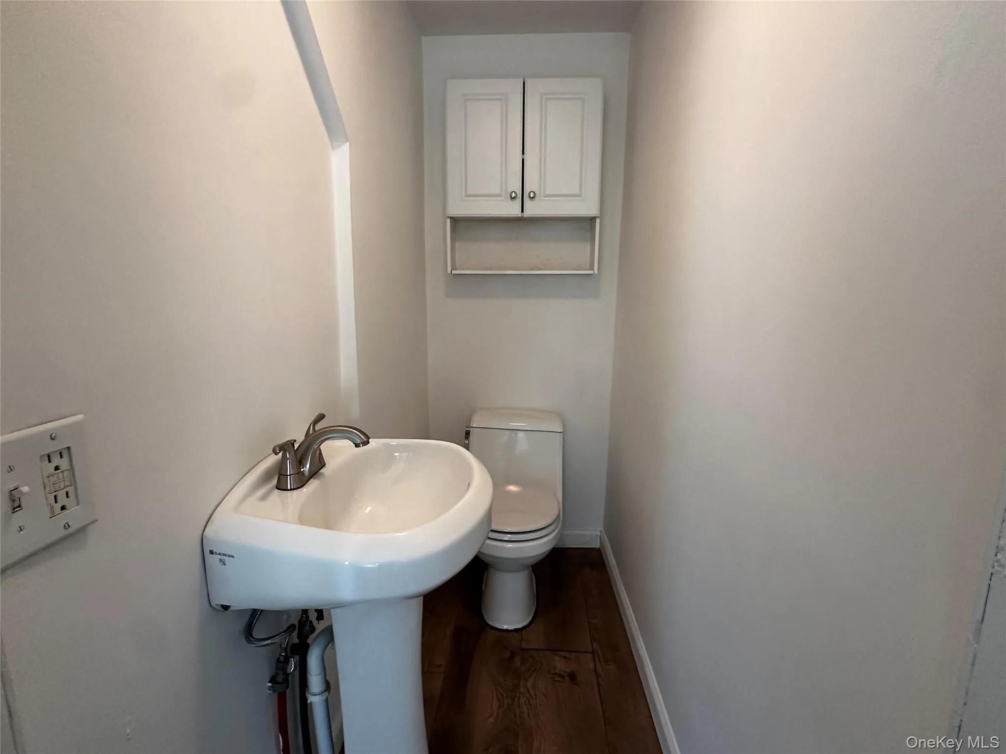 245 Lattintown Road, Marlboro, NY, 3 Bedrooms Bedrooms, 7 Rooms Rooms,1 BathroomBathrooms,Residential Lease,For Rent,Lattintown,0,1034584 245 Lattintown Road, Marlboro, NY, 3 Bedrooms Bedrooms, 7 Rooms Rooms,1 BathroomBathrooms,Residential Lease,For Rent,Lattintown,0,1034584