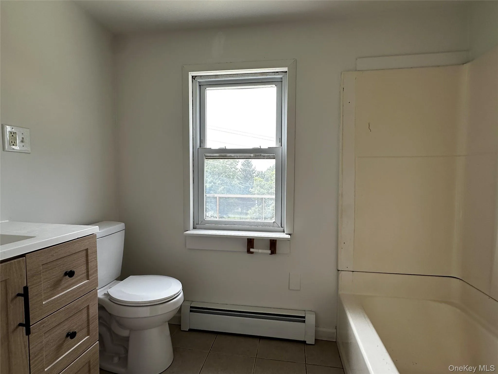 245 Lattintown Road, Marlboro, NY, 3 Bedrooms Bedrooms, 7 Rooms Rooms,1 BathroomBathrooms,Residential Lease,For Rent,Lattintown,0,1034584 245 Lattintown Road, Marlboro, NY, 3 Bedrooms Bedrooms, 7 Rooms Rooms,1 BathroomBathrooms,Residential Lease,For Rent,Lattintown,0,1034584