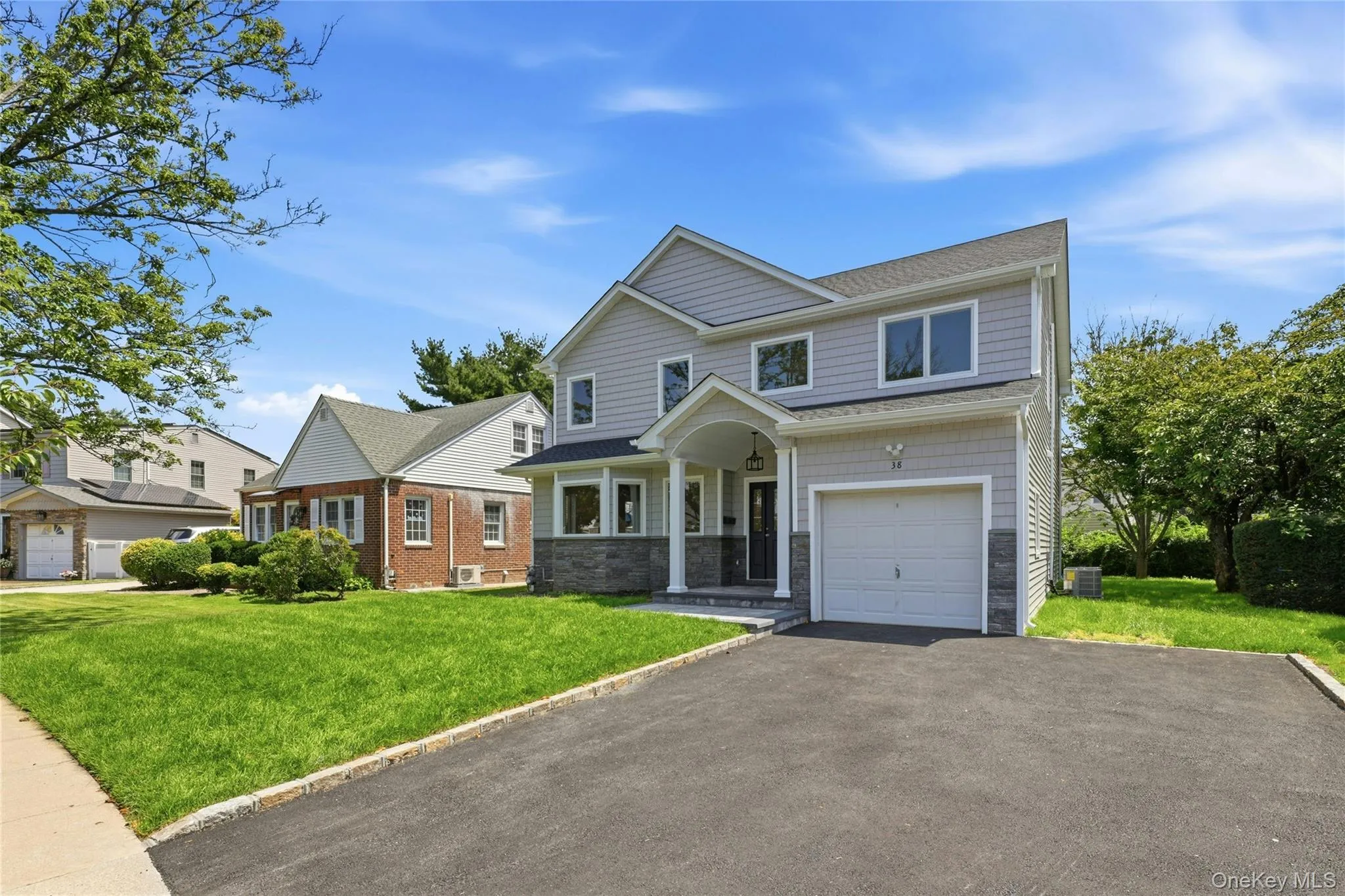 38 Surrey Road, North Hempstead, NY, 5 Bedrooms Bedrooms, 8 Rooms Rooms,3 BathroomsBathrooms,Residential,For Rent,Surrey,0,1034586 38 Surrey Road, North Hempstead, NY, 5 Bedrooms Bedrooms, 8 Rooms Rooms,3 BathroomsBathrooms,Residential,For Rent,Surrey,0,1034586