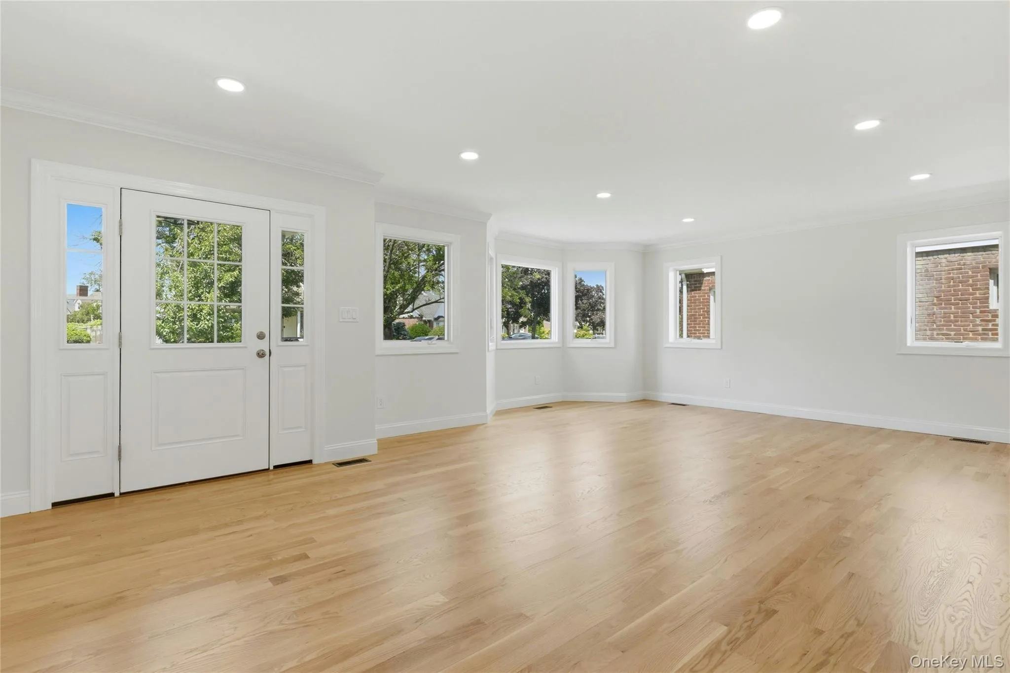 38 Surrey Road, North Hempstead, NY, 5 Bedrooms Bedrooms, 8 Rooms Rooms,3 BathroomsBathrooms,Residential,For Rent,Surrey,0,1034586 38 Surrey Road, North Hempstead, NY, 5 Bedrooms Bedrooms, 8 Rooms Rooms,3 BathroomsBathrooms,Residential,For Rent,Surrey,0,1034586