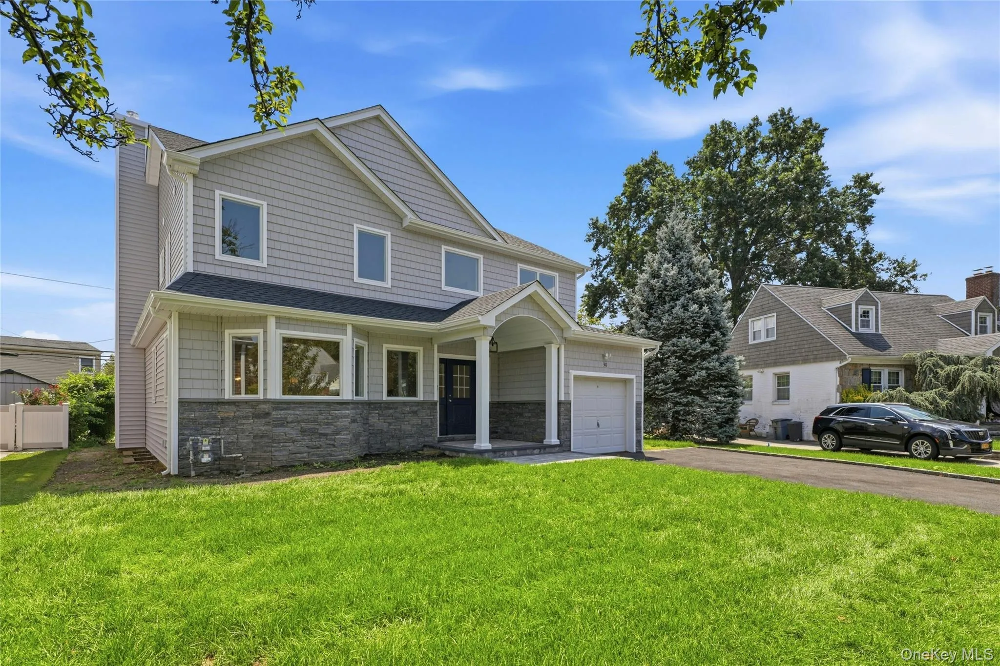 38 Surrey Road, North Hempstead, NY, 5 Bedrooms Bedrooms, 8 Rooms Rooms,3 BathroomsBathrooms,Residential,For Rent,Surrey,0,1034586 38 Surrey Road, North Hempstead, NY, 5 Bedrooms Bedrooms, 8 Rooms Rooms,3 BathroomsBathrooms,Residential,For Rent,Surrey,0,1034586