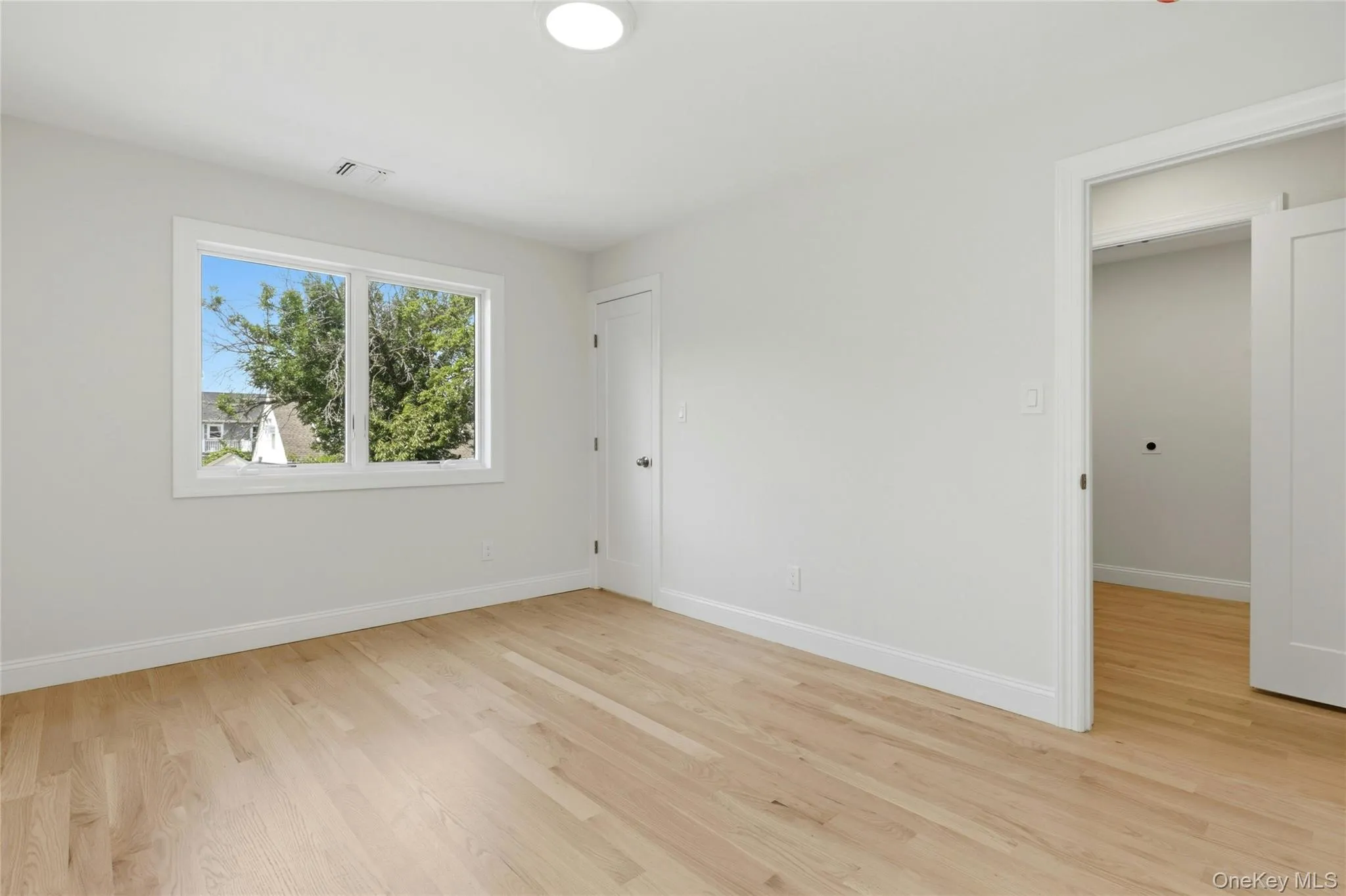 38 Surrey Road, North Hempstead, NY, 5 Bedrooms Bedrooms, 8 Rooms Rooms,3 BathroomsBathrooms,Residential,For Rent,Surrey,0,1034586 38 Surrey Road, North Hempstead, NY, 5 Bedrooms Bedrooms, 8 Rooms Rooms,3 BathroomsBathrooms,Residential,For Rent,Surrey,0,1034586