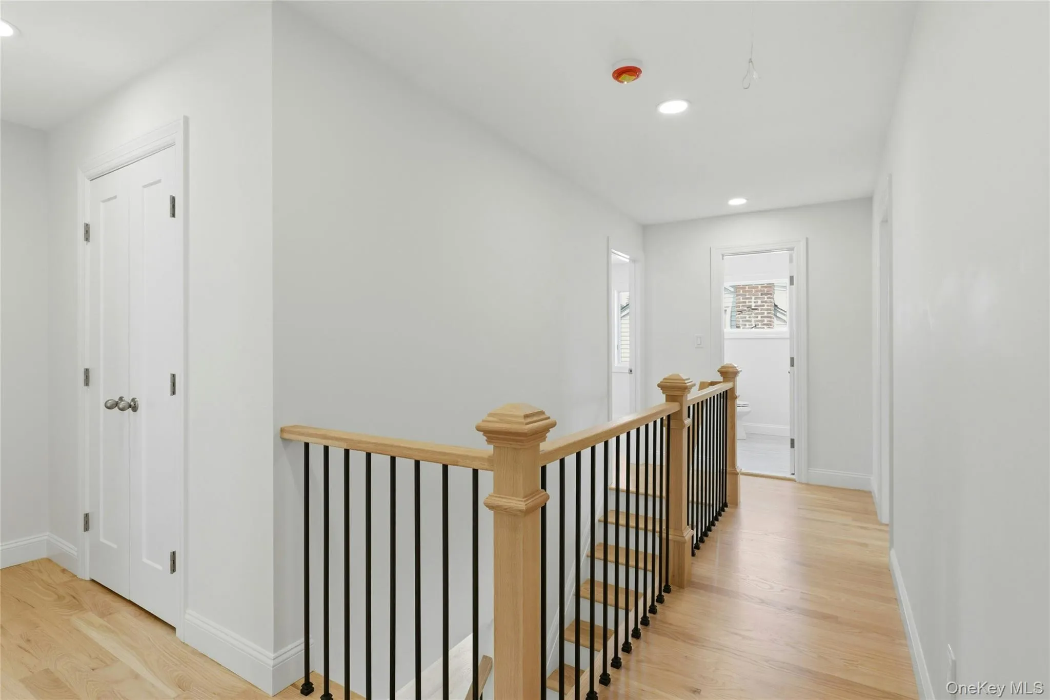38 Surrey Road, North Hempstead, NY, 5 Bedrooms Bedrooms, 8 Rooms Rooms,3 BathroomsBathrooms,Residential,For Rent,Surrey,0,1034586 38 Surrey Road, North Hempstead, NY, 5 Bedrooms Bedrooms, 8 Rooms Rooms,3 BathroomsBathrooms,Residential,For Rent,Surrey,0,1034586