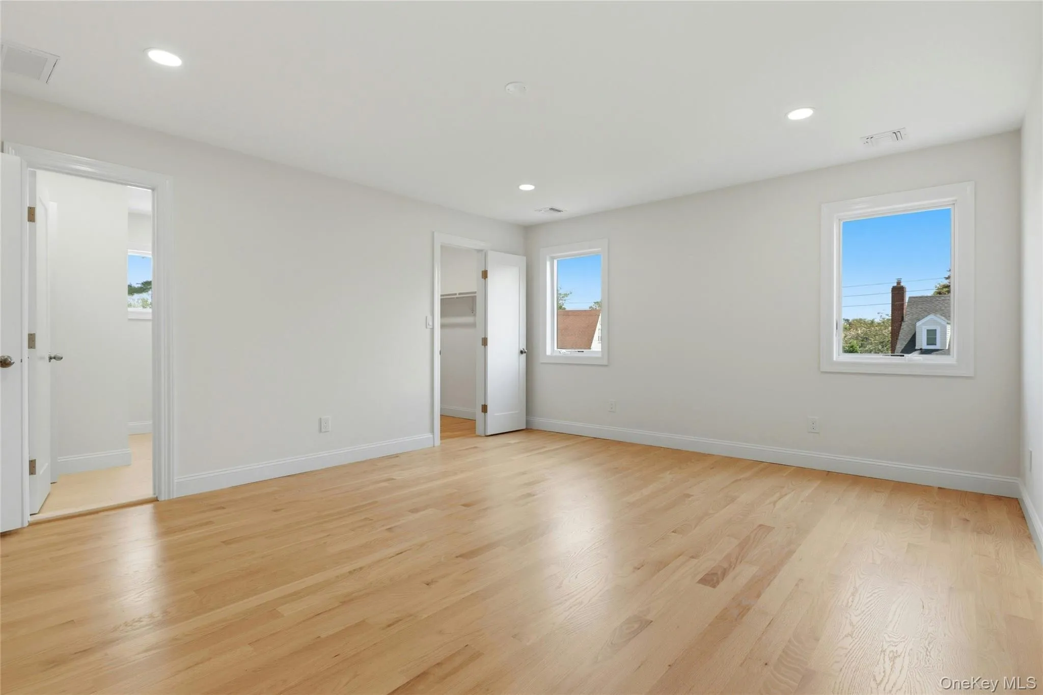 38 Surrey Road, North Hempstead, NY, 5 Bedrooms Bedrooms, 8 Rooms Rooms,3 BathroomsBathrooms,Residential,For Rent,Surrey,0,1034586 38 Surrey Road, North Hempstead, NY, 5 Bedrooms Bedrooms, 8 Rooms Rooms,3 BathroomsBathrooms,Residential,For Rent,Surrey,0,1034586