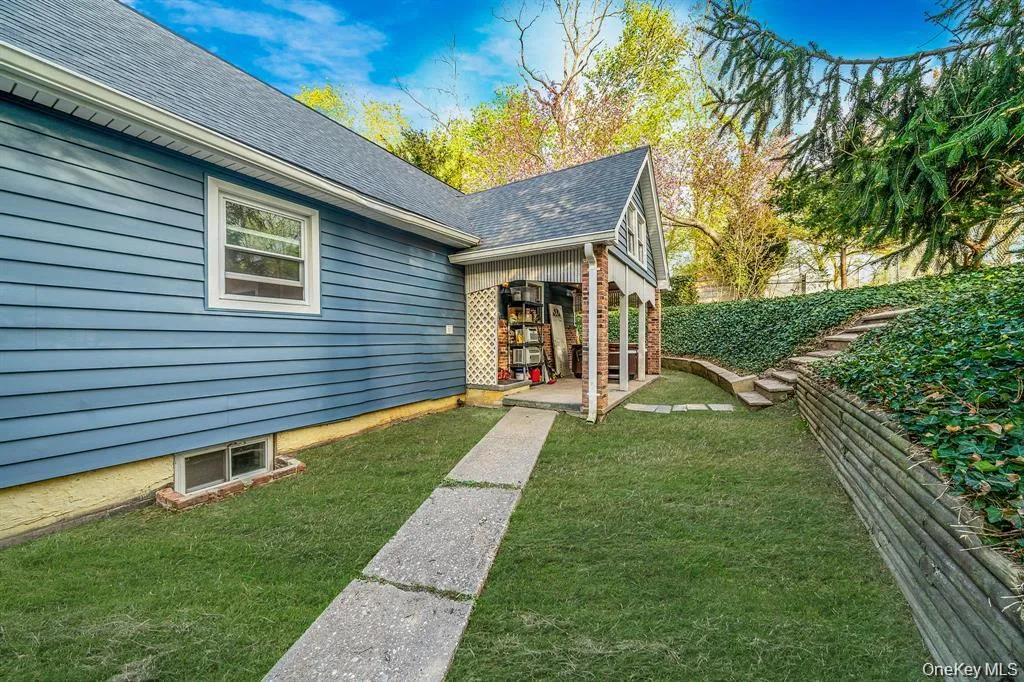 108 Lower Rocky Point Road, Brookhaven, NY, 5 Bedrooms Bedrooms, 10 Rooms Rooms,2 BathroomsBathrooms,Residential,For Rent,Lower Rocky Point,0,1034587 108 Lower Rocky Point Road, Brookhaven, NY, 5 Bedrooms Bedrooms, 10 Rooms Rooms,2 BathroomsBathrooms,Residential,For Rent,Lower Rocky Point,0,1034587