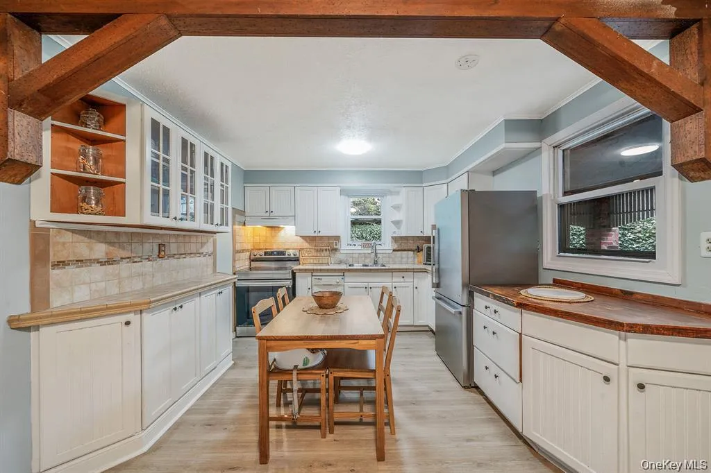 108 Lower Rocky Point Road, Brookhaven, NY, 5 Bedrooms Bedrooms, 10 Rooms Rooms,2 BathroomsBathrooms,Residential,For Rent,Lower Rocky Point,0,1034587 108 Lower Rocky Point Road, Brookhaven, NY, 5 Bedrooms Bedrooms, 10 Rooms Rooms,2 BathroomsBathrooms,Residential,For Rent,Lower Rocky Point,0,1034587