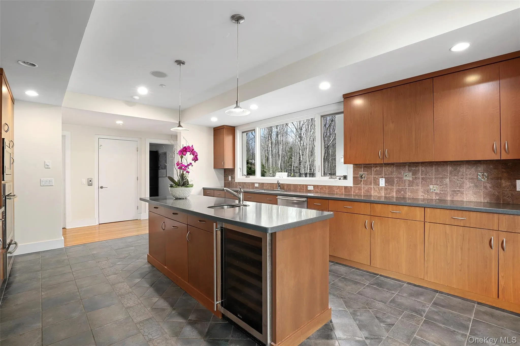 17 Fox Run Road, Pound Ridge, NY, 4 Bedrooms Bedrooms, 9 Rooms Rooms,4 BathroomsBathrooms,Residential Lease,For Rent,Fox Run,0,1034593 17 Fox Run Road, Pound Ridge, NY, 4 Bedrooms Bedrooms, 9 Rooms Rooms,4 BathroomsBathrooms,Residential Lease,For Rent,Fox Run,0,1034593