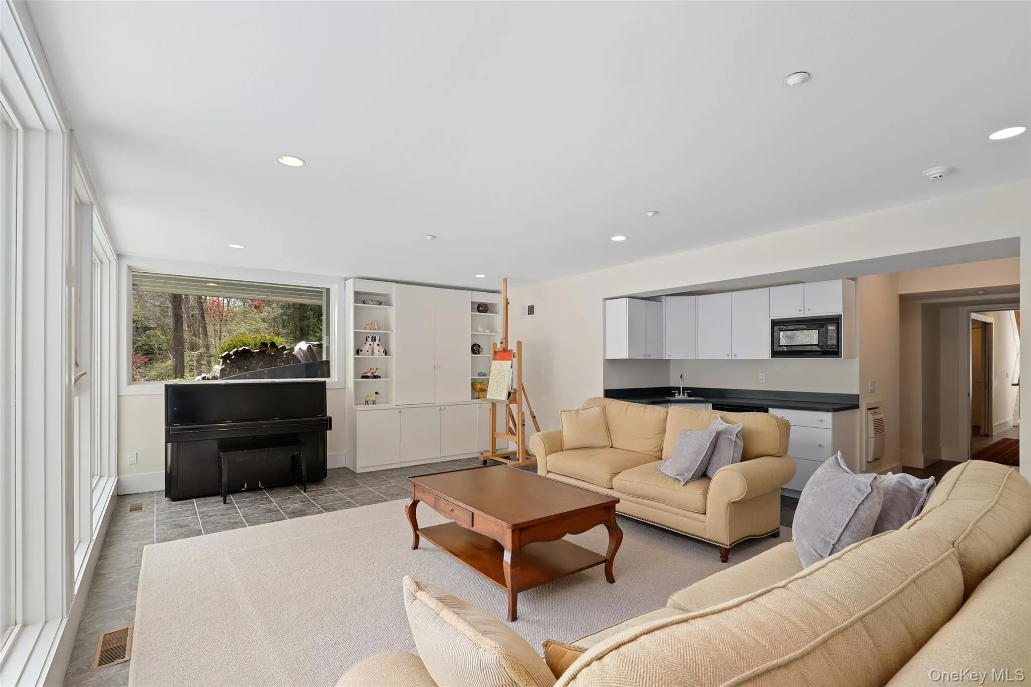 17 Fox Run Road, Pound Ridge, NY, 4 Bedrooms Bedrooms, 9 Rooms Rooms,4 BathroomsBathrooms,Residential Lease,For Rent,Fox Run,0,1034593 17 Fox Run Road, Pound Ridge, NY, 4 Bedrooms Bedrooms, 9 Rooms Rooms,4 BathroomsBathrooms,Residential Lease,For Rent,Fox Run,0,1034593
