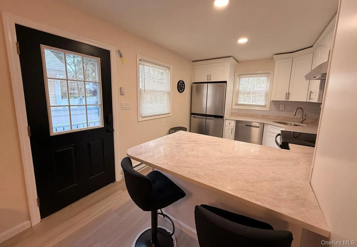 129 Westbury Drive, Brookhaven, NY, 2 Bedrooms Bedrooms, 5 Rooms Rooms,1 BathroomBathrooms,Residential Lease,For Rent,Westbury,0,1034596 129 Westbury Drive, Brookhaven, NY, 2 Bedrooms Bedrooms, 5 Rooms Rooms,1 BathroomBathrooms,Residential Lease,For Rent,Westbury,0,1034596