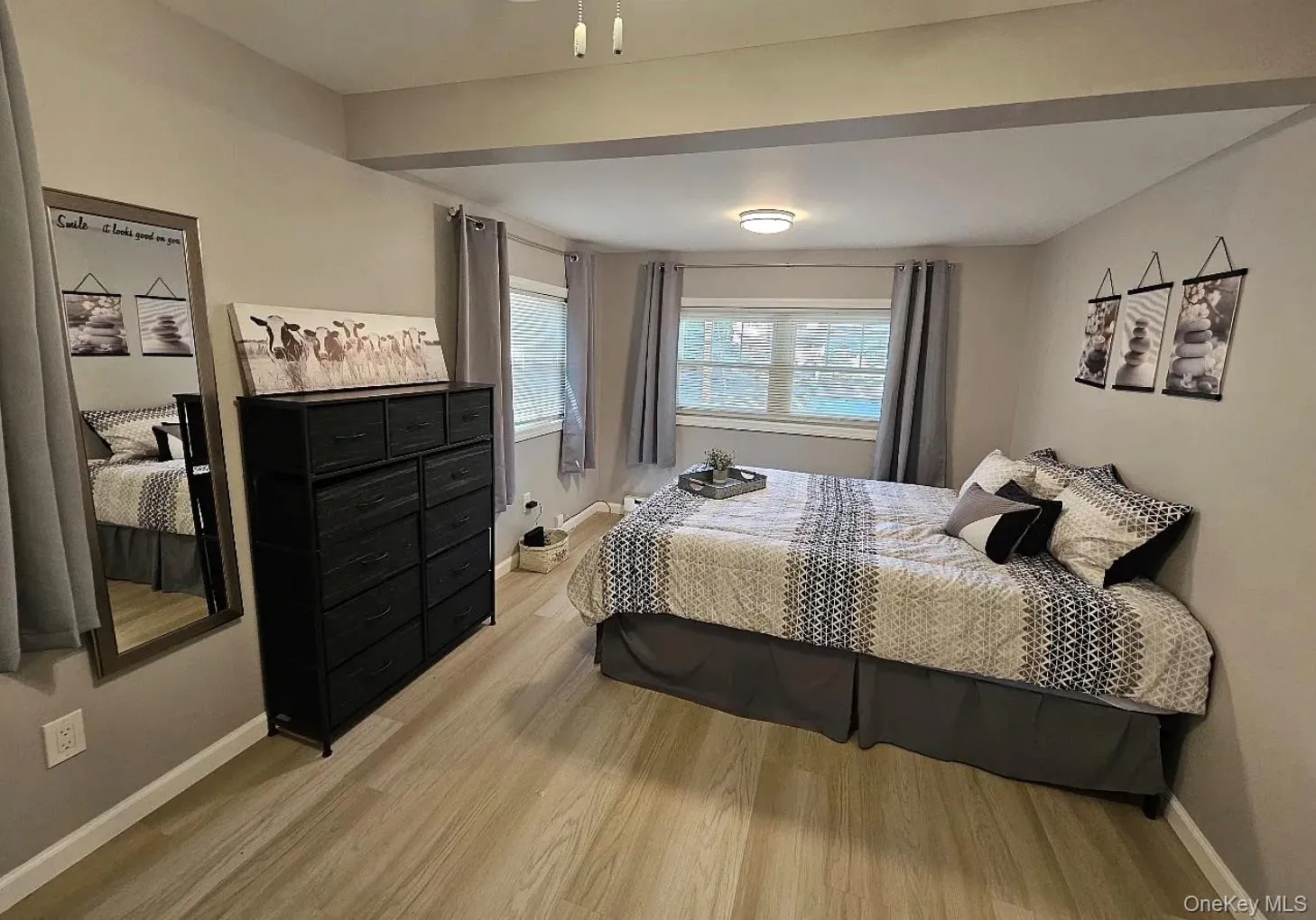 129 Westbury Drive, Brookhaven, NY, 2 Bedrooms Bedrooms, 5 Rooms Rooms,1 BathroomBathrooms,Residential Lease,For Rent,Westbury,0,1034596 129 Westbury Drive, Brookhaven, NY, 2 Bedrooms Bedrooms, 5 Rooms Rooms,1 BathroomBathrooms,Residential Lease,For Rent,Westbury,0,1034596