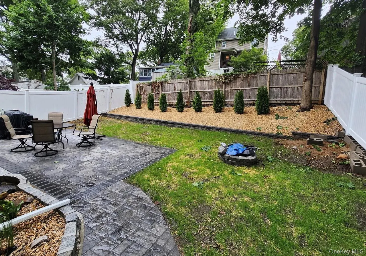 129 Westbury Drive, Brookhaven, NY, 2 Bedrooms Bedrooms, 5 Rooms Rooms,1 BathroomBathrooms,Residential Lease,For Rent,Westbury,0,1034596 129 Westbury Drive, Brookhaven, NY, 2 Bedrooms Bedrooms, 5 Rooms Rooms,1 BathroomBathrooms,Residential Lease,For Rent,Westbury,0,1034596