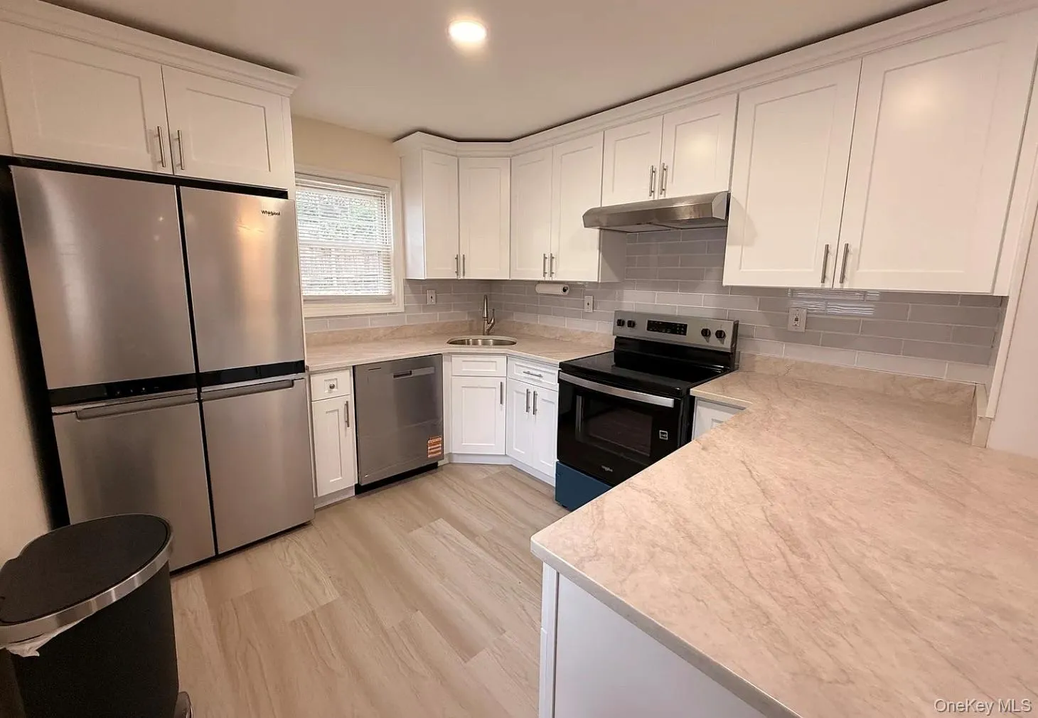 129 Westbury Drive, Brookhaven, NY, 2 Bedrooms Bedrooms, 5 Rooms Rooms,1 BathroomBathrooms,Residential Lease,For Rent,Westbury,0,1034596 129 Westbury Drive, Brookhaven, NY, 2 Bedrooms Bedrooms, 5 Rooms Rooms,1 BathroomBathrooms,Residential Lease,For Rent,Westbury,0,1034596