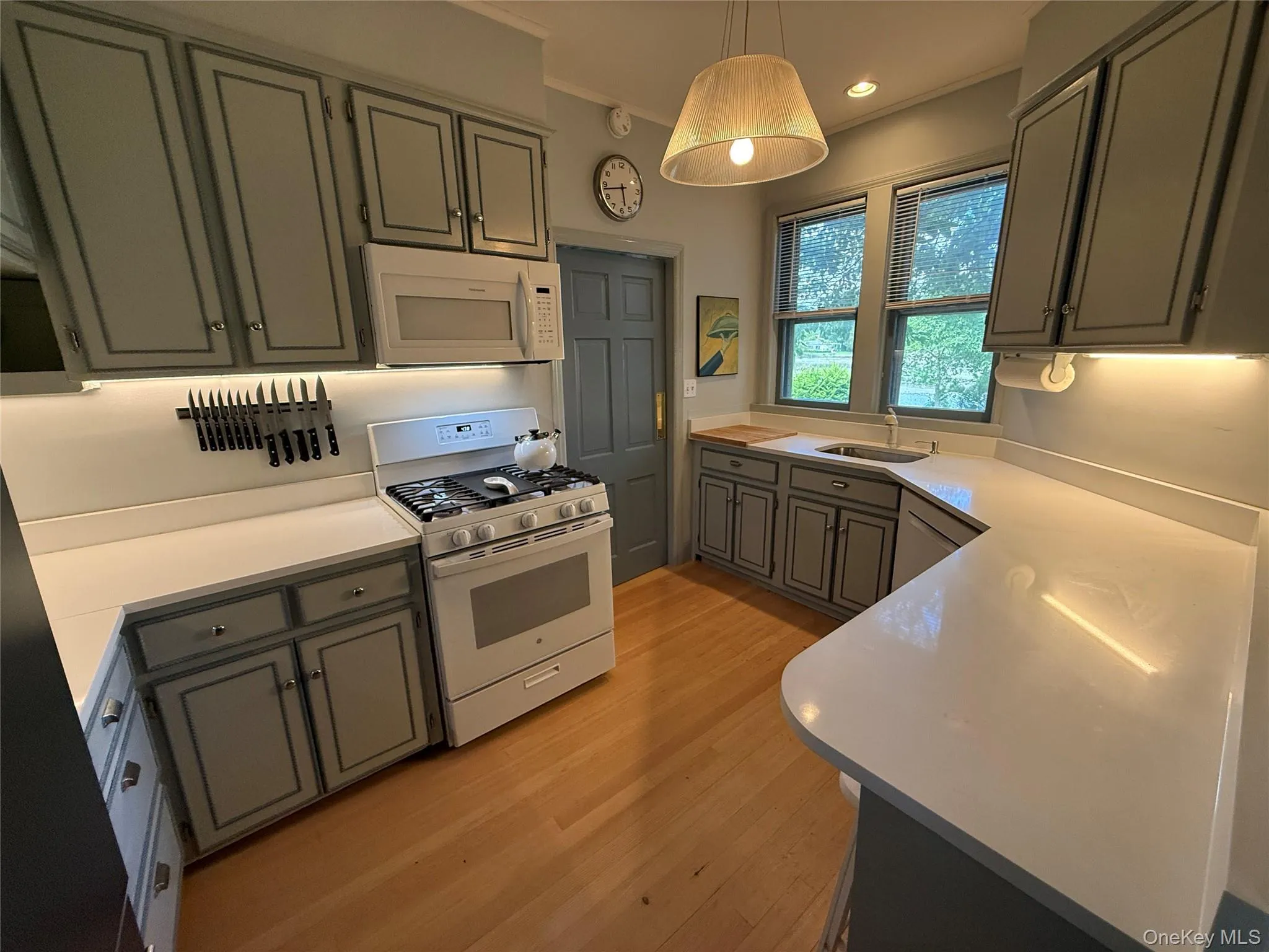 330 Centre Island Rd, Oyster Bay, NY, 3 Bedrooms Bedrooms, 8 Rooms Rooms,2 BathroomsBathrooms,Residential Lease,For Rent,Centre Island Rd,0,1034600 330 Centre Island Rd, Oyster Bay, NY, 3 Bedrooms Bedrooms, 8 Rooms Rooms,2 BathroomsBathrooms,Residential Lease,For Rent,Centre Island Rd,0,1034600