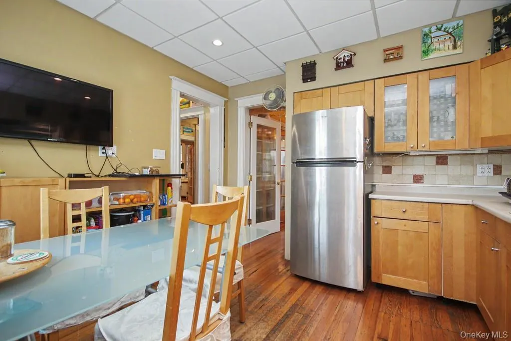 127 Wickes Avenue, Yonkers, NY, 4 Bedrooms Bedrooms, 7 Rooms Rooms,2 BathroomsBathrooms,Residential,For Rent,Wickes,0,1034602 127 Wickes Avenue, Yonkers, NY, 4 Bedrooms Bedrooms, 7 Rooms Rooms,2 BathroomsBathrooms,Residential,For Rent,Wickes,0,1034602
