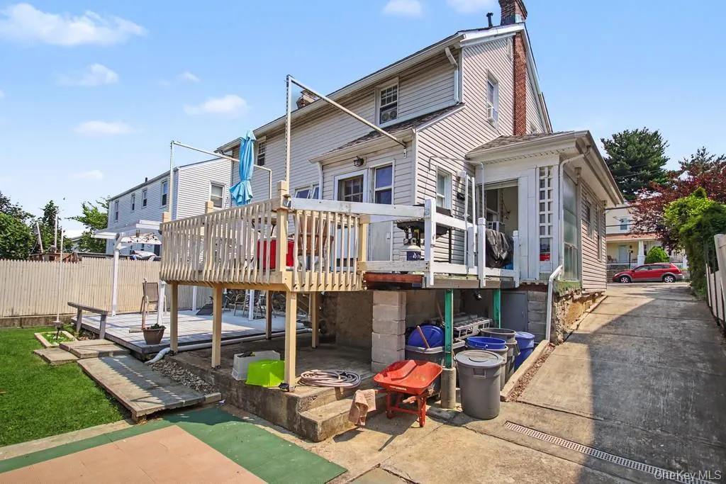 127 Wickes Avenue, Yonkers, NY, 4 Bedrooms Bedrooms, 7 Rooms Rooms,2 BathroomsBathrooms,Residential,For Rent,Wickes,0,1034602 127 Wickes Avenue, Yonkers, NY, 4 Bedrooms Bedrooms, 7 Rooms Rooms,2 BathroomsBathrooms,Residential,For Rent,Wickes,0,1034602