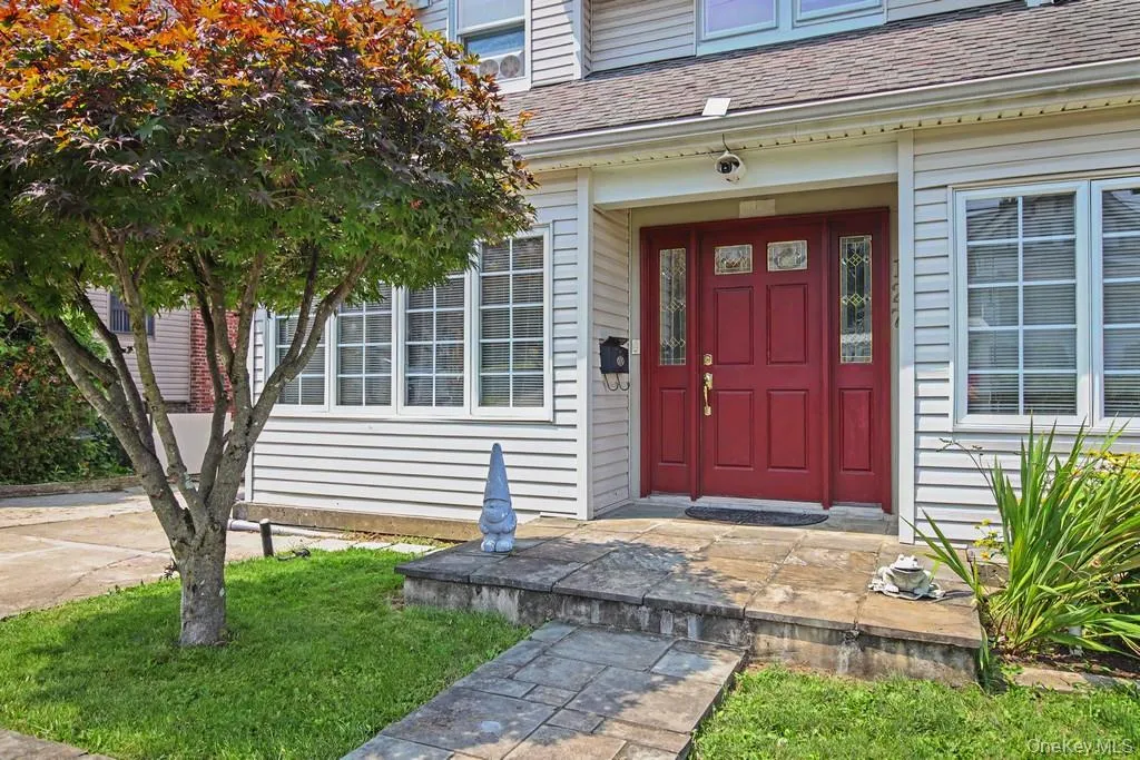 127 Wickes Avenue, Yonkers, NY, 4 Bedrooms Bedrooms, 7 Rooms Rooms,2 BathroomsBathrooms,Residential,For Rent,Wickes,0,1034602 127 Wickes Avenue, Yonkers, NY, 4 Bedrooms Bedrooms, 7 Rooms Rooms,2 BathroomsBathrooms,Residential,For Rent,Wickes,0,1034602