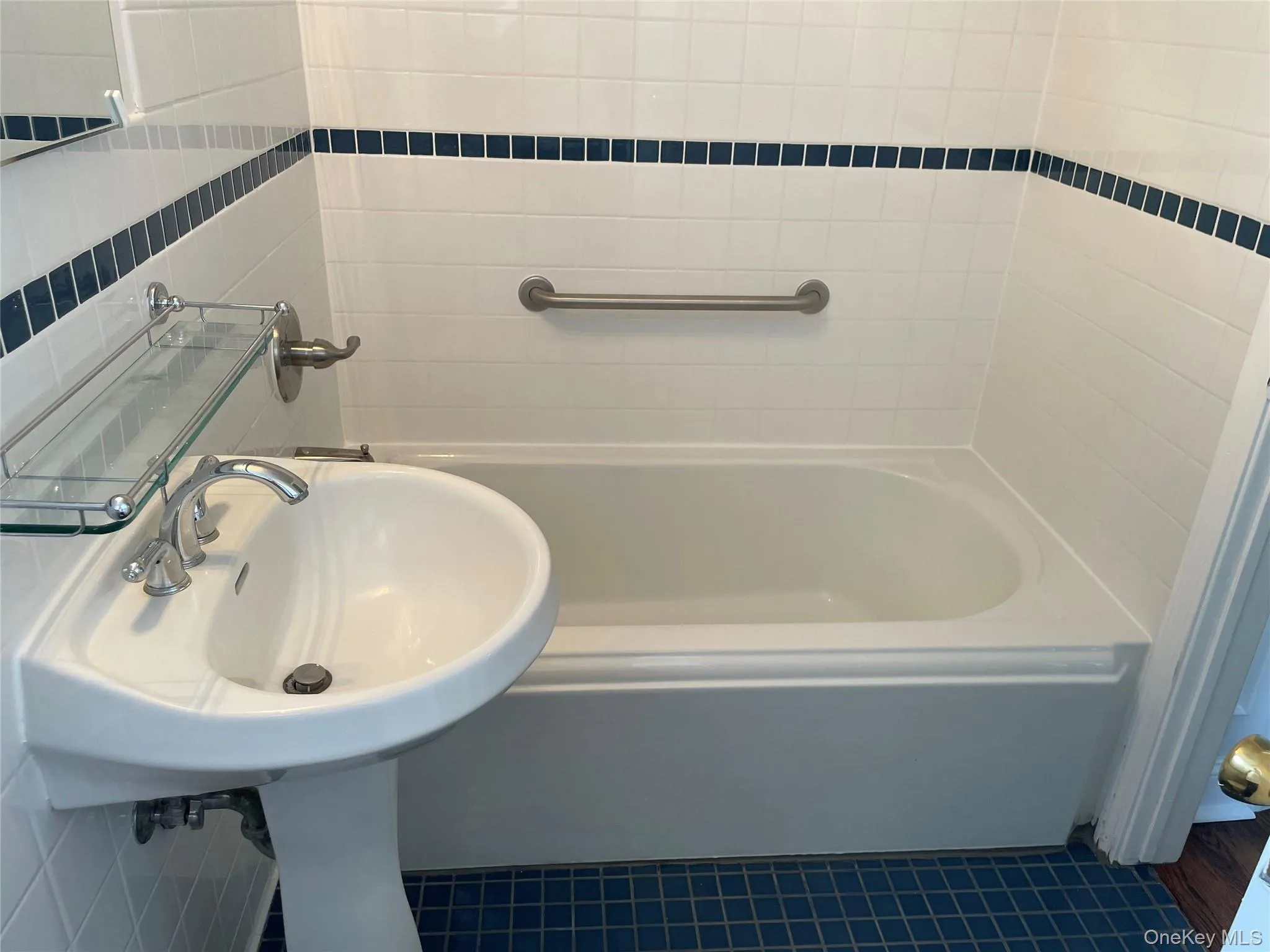 149 Jackson Street, Fishkill, NY, 3 Bedrooms Bedrooms, 6 Rooms Rooms,1 BathroomBathrooms,Residential,For Rent,Jackson,0,1034609 149 Jackson Street, Fishkill, NY, 3 Bedrooms Bedrooms, 6 Rooms Rooms,1 BathroomBathrooms,Residential,For Rent,Jackson,0,1034609