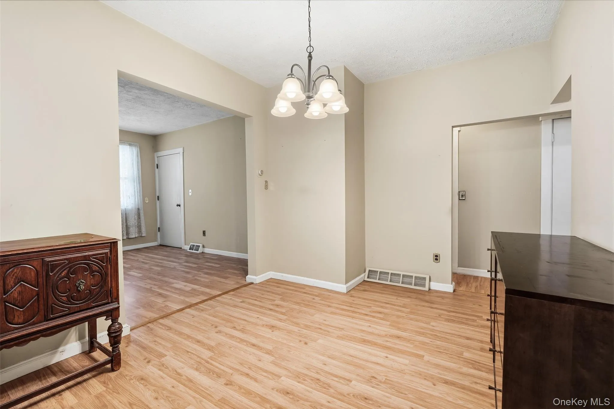 215 Demorest Avenue, New York, NY, 4 Bedrooms Bedrooms, 9 Rooms Rooms,2 BathroomsBathrooms,Residential,For Rent,Demorest,0,1034610 215 Demorest Avenue, New York, NY, 4 Bedrooms Bedrooms, 9 Rooms Rooms,2 BathroomsBathrooms,Residential,For Rent,Demorest,0,1034610