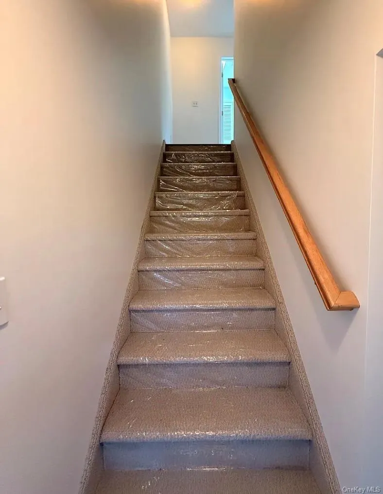22 William Penn Drive, Brookhaven, NY, 1 Bedroom Bedrooms, 3 Rooms Rooms,1 BathroomBathrooms,Residential Lease,For Rent,William Penn,0,1034611 22 William Penn Drive, Brookhaven, NY, 1 Bedroom Bedrooms, 3 Rooms Rooms,1 BathroomBathrooms,Residential Lease,For Rent,William Penn,0,1034611
