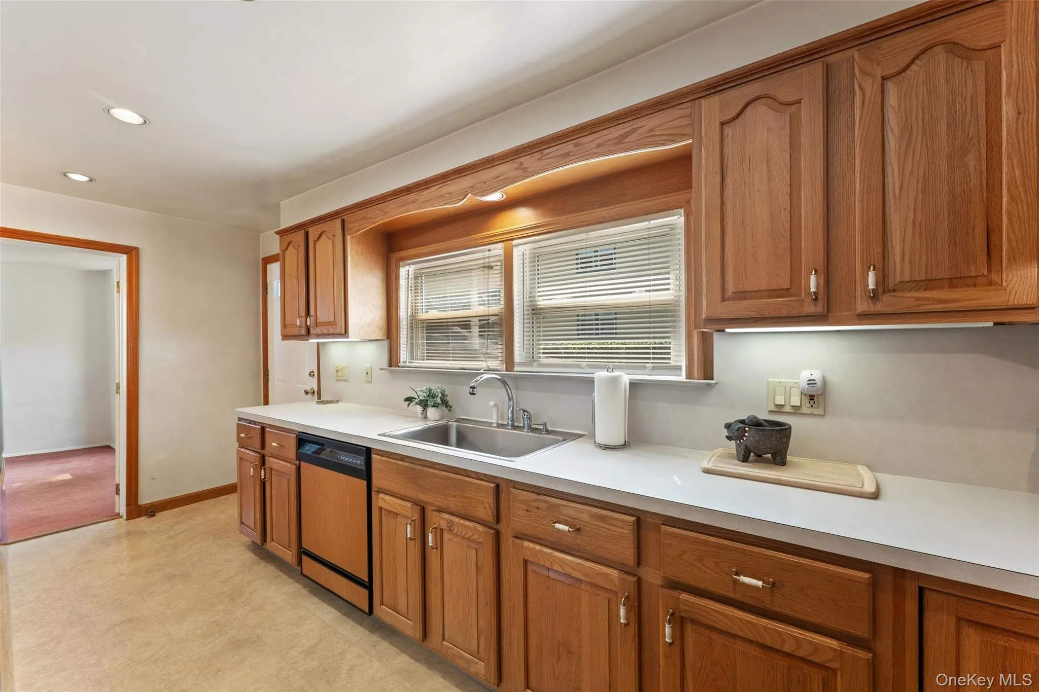 9 School Street, White Plains, NY, 3 Bedrooms Bedrooms, 6 Rooms Rooms,1 BathroomBathrooms,Residential,For Rent,School,0,1034618 9 School Street, White Plains, NY, 3 Bedrooms Bedrooms, 6 Rooms Rooms,1 BathroomBathrooms,Residential,For Rent,School,0,1034618