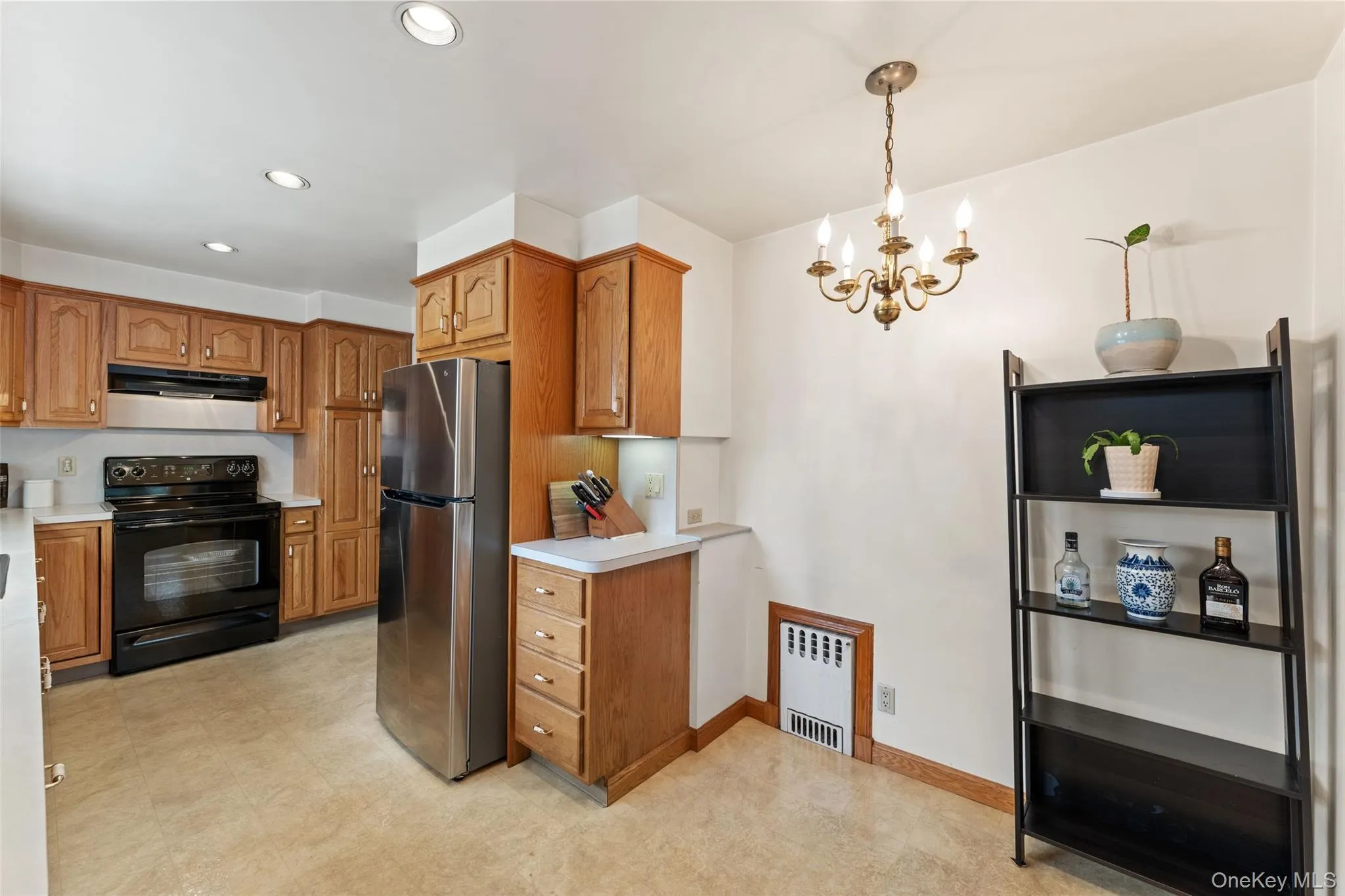 9 School Street, White Plains, NY, 3 Bedrooms Bedrooms, 6 Rooms Rooms,1 BathroomBathrooms,Residential,For Rent,School,0,1034618 9 School Street, White Plains, NY, 3 Bedrooms Bedrooms, 6 Rooms Rooms,1 BathroomBathrooms,Residential,For Rent,School,0,1034618