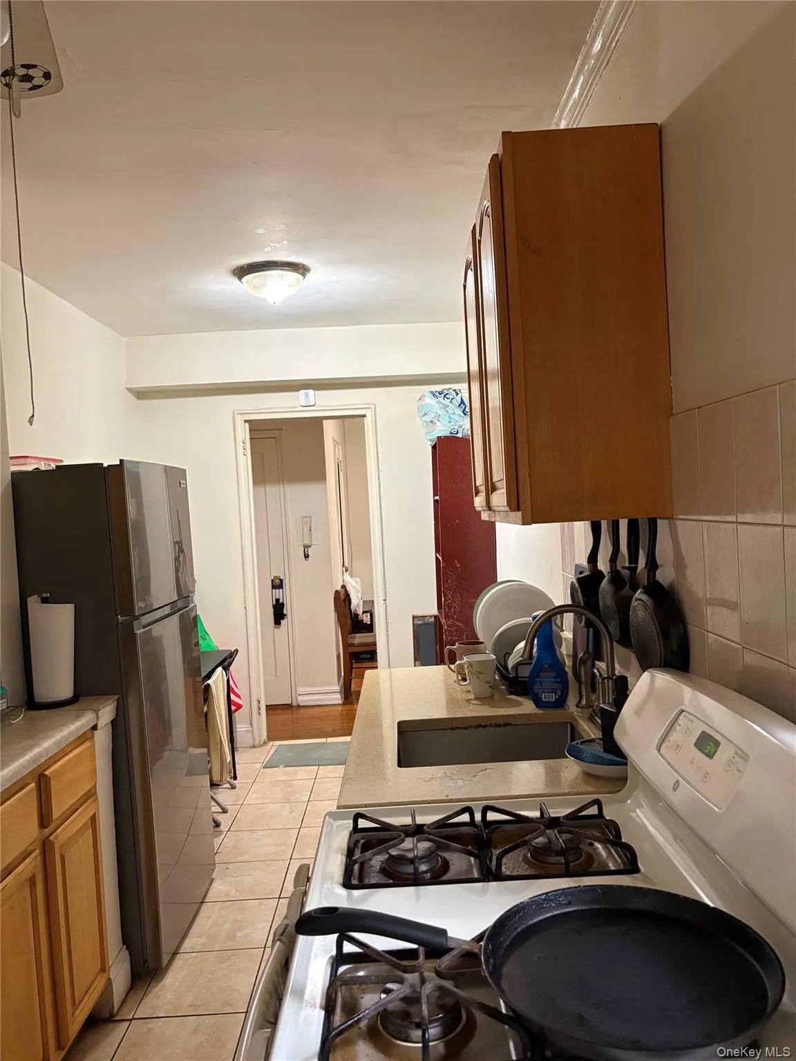 35-35 75th Street, New York, NY, 1 Bedroom Bedrooms, 4 Rooms Rooms,1 BathroomBathrooms,Residential,For Rent,75th,0,1034624 35-35 75th Street, New York, NY, 1 Bedroom Bedrooms, 4 Rooms Rooms,1 BathroomBathrooms,Residential,For Rent,75th,0,1034624