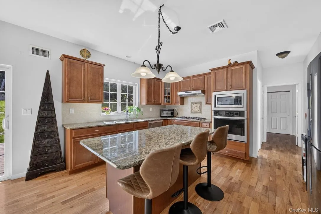 2 Archer Avenue, Beacon, NY, 5 Bedrooms Bedrooms, 13 Rooms Rooms,4 BathroomsBathrooms,Residential,For Rent,Archer,0,1034625 2 Archer Avenue, Beacon, NY, 5 Bedrooms Bedrooms, 13 Rooms Rooms,4 BathroomsBathrooms,Residential,For Rent,Archer,0,1034625