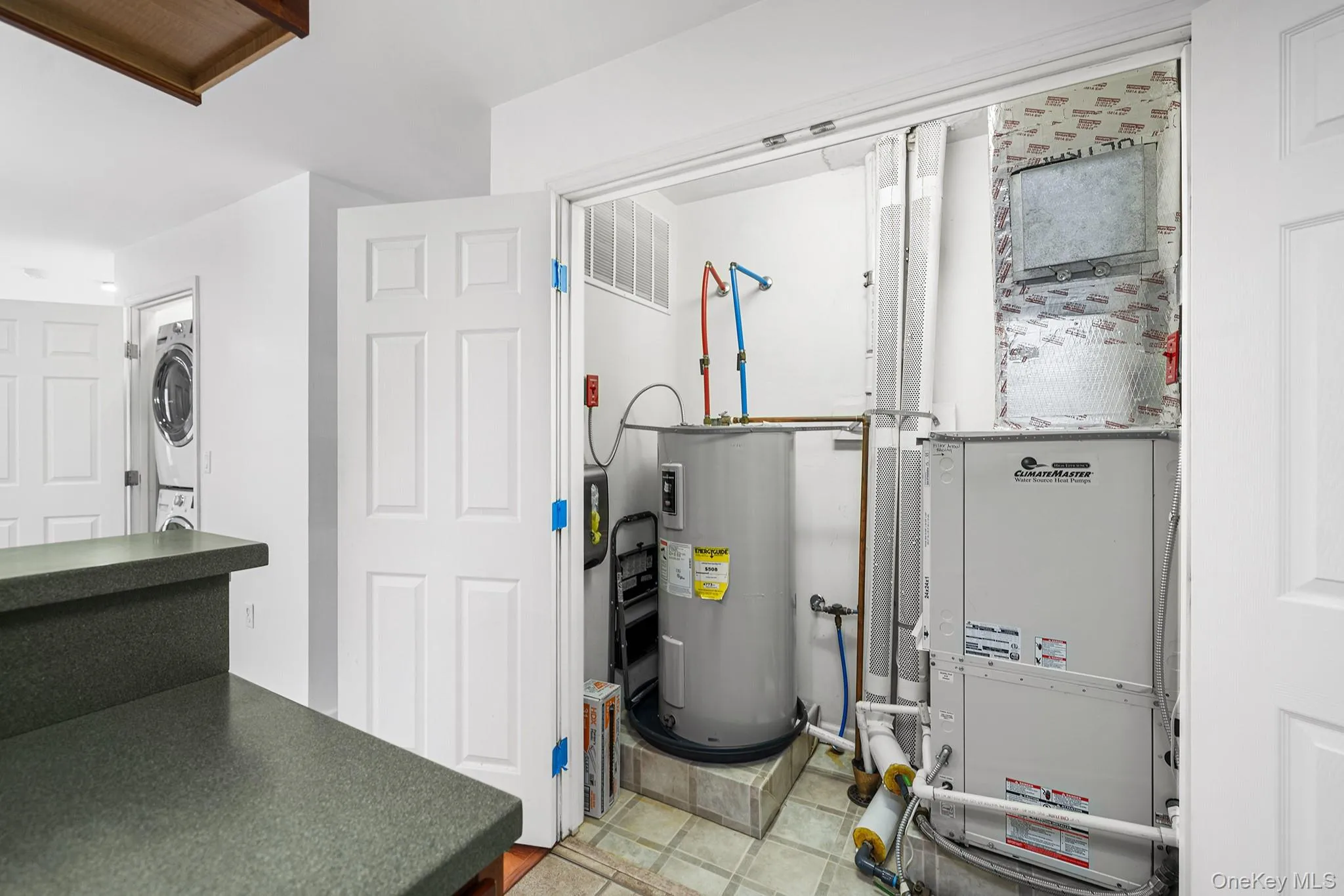 5 Minerva Place, White Plains, NY, 2 Bedrooms Bedrooms, 4 Rooms Rooms,1 BathroomBathrooms,Residential,For Rent,Minerva,0,1034626 5 Minerva Place, White Plains, NY, 2 Bedrooms Bedrooms, 4 Rooms Rooms,1 BathroomBathrooms,Residential,For Rent,Minerva,0,1034626