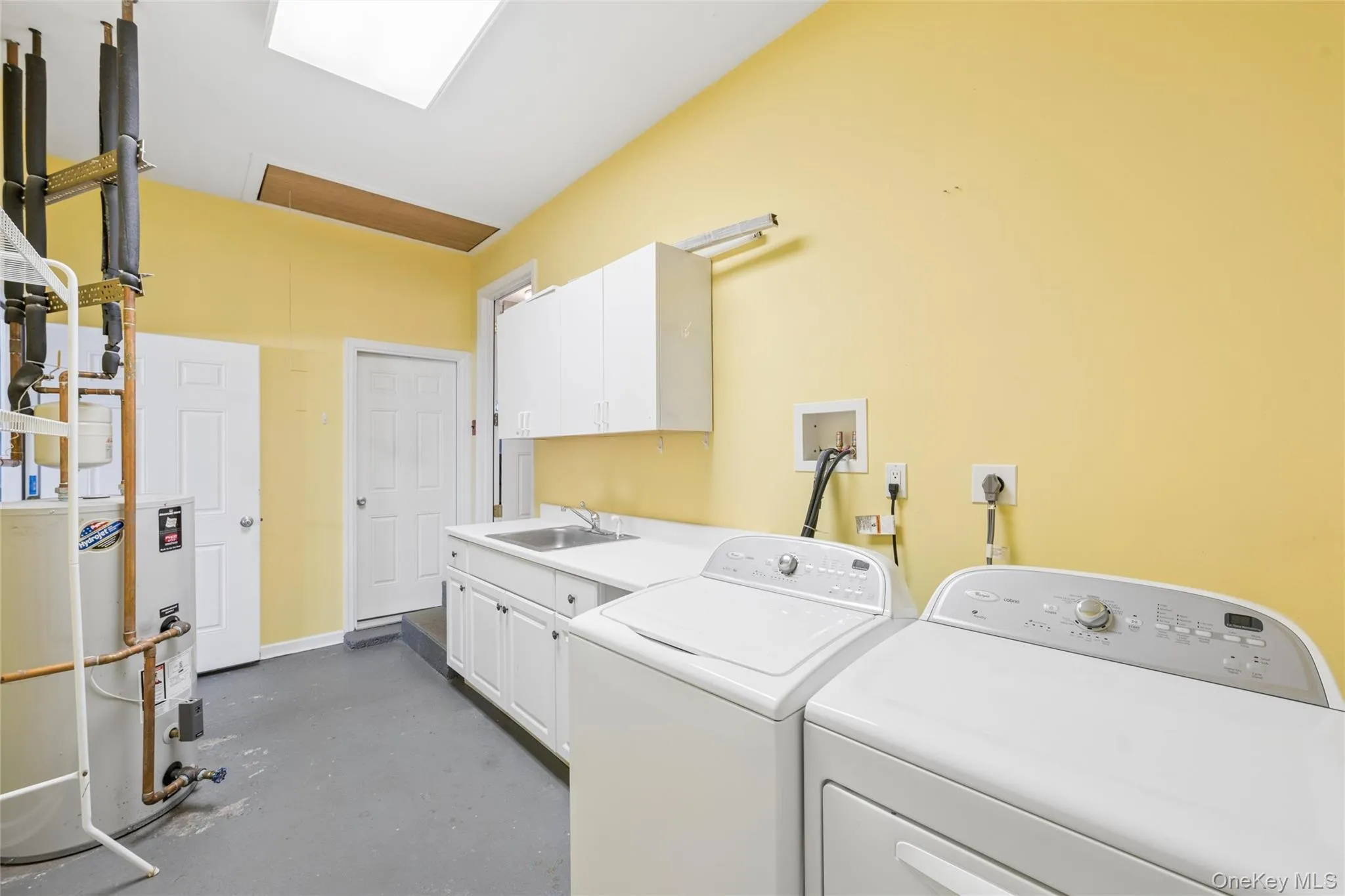 279 Shore Drive, Oyster Bay, NY, 4 Bedrooms Bedrooms, 9 Rooms Rooms,3 BathroomsBathrooms,Residential,For Rent,Shore,0,1034630 279 Shore Drive, Oyster Bay, NY, 4 Bedrooms Bedrooms, 9 Rooms Rooms,3 BathroomsBathrooms,Residential,For Rent,Shore,0,1034630