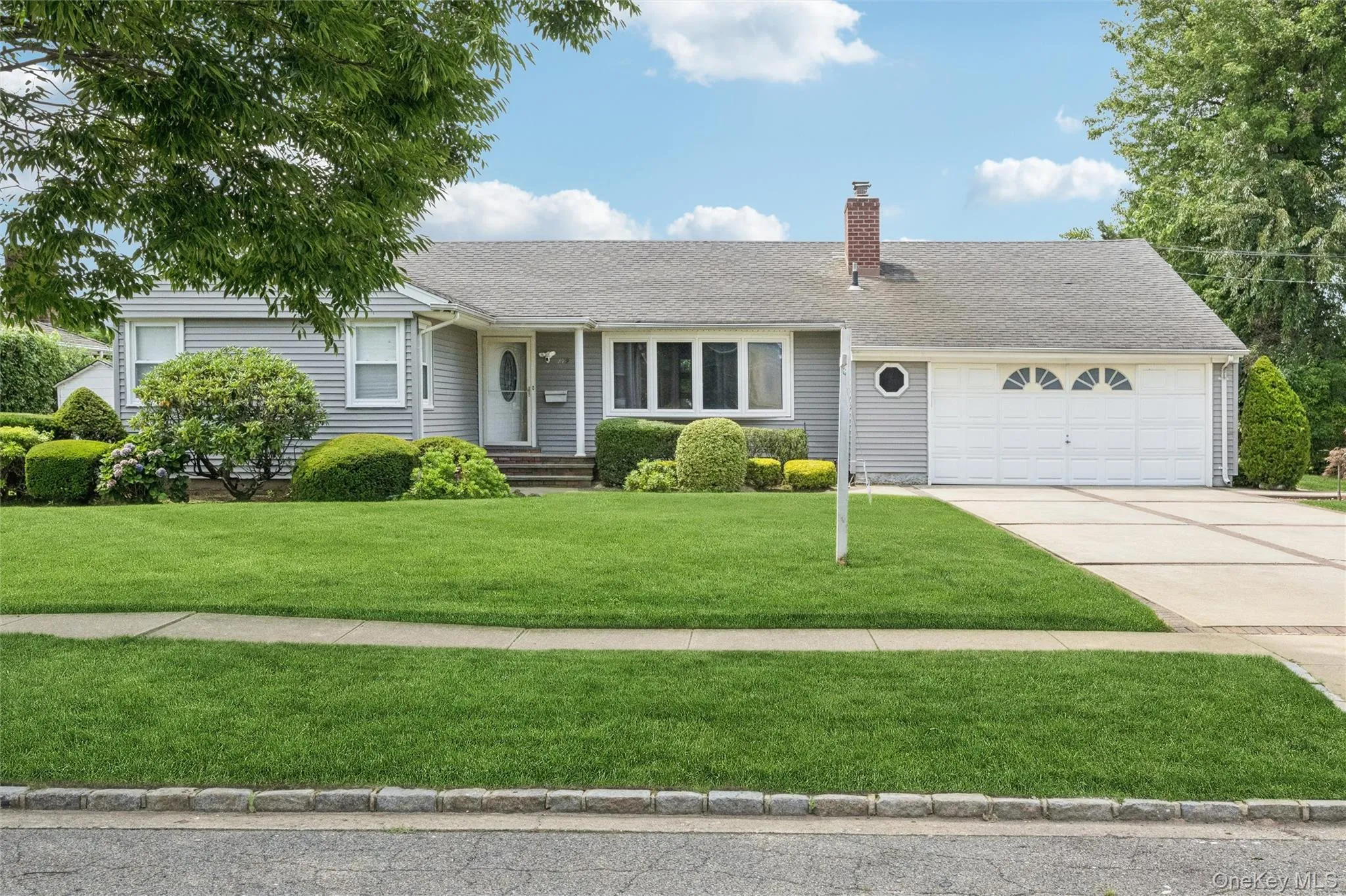 279 Shore Drive, Oyster Bay, NY, 4 Bedrooms Bedrooms, 9 Rooms Rooms,3 BathroomsBathrooms,Residential,For Rent,Shore,0,1034630 279 Shore Drive, Oyster Bay, NY, 4 Bedrooms Bedrooms, 9 Rooms Rooms,3 BathroomsBathrooms,Residential,For Rent,Shore,0,1034630