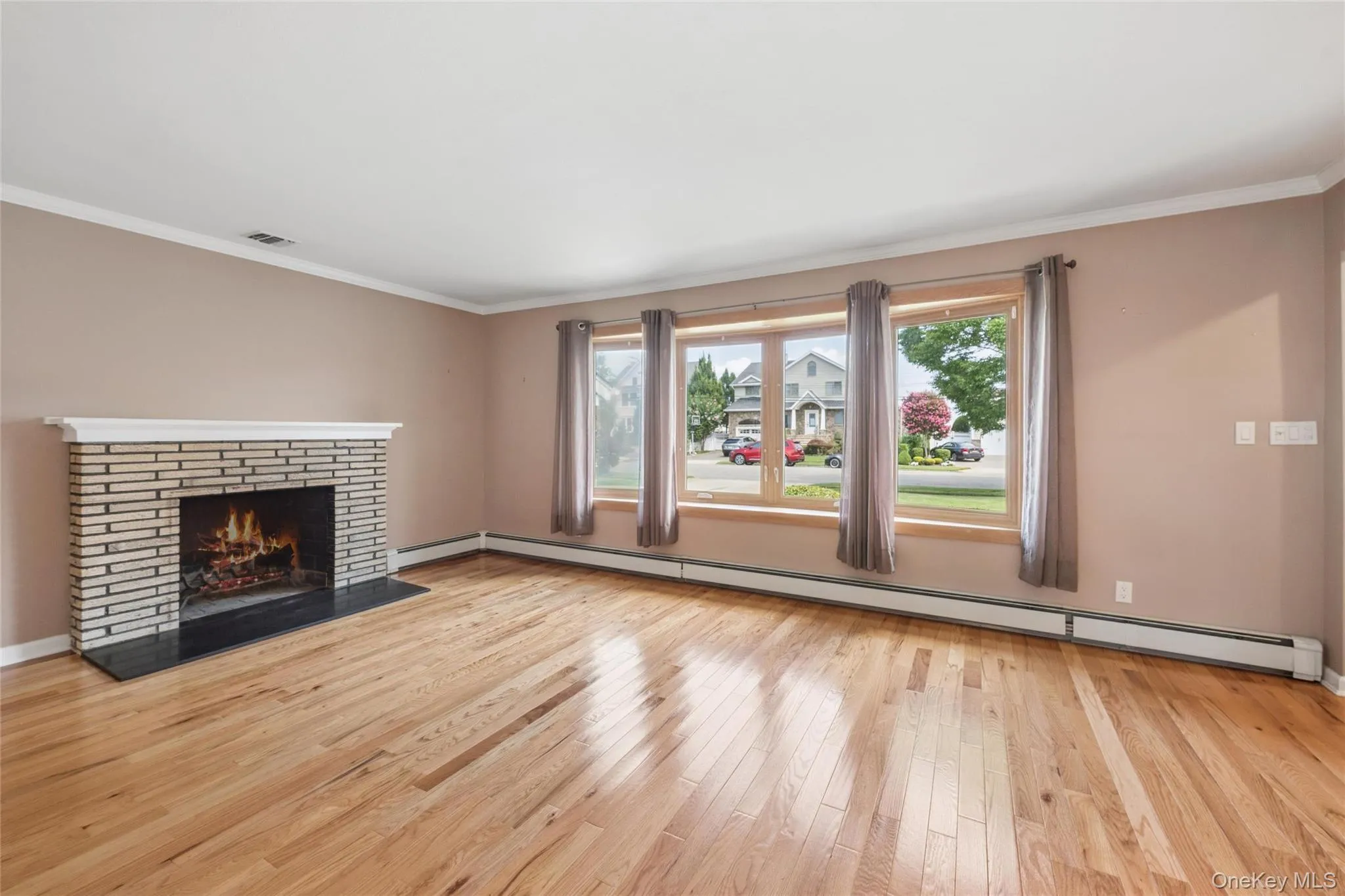 279 Shore Drive, Oyster Bay, NY, 4 Bedrooms Bedrooms, 9 Rooms Rooms,3 BathroomsBathrooms,Residential,For Rent,Shore,0,1034630 279 Shore Drive, Oyster Bay, NY, 4 Bedrooms Bedrooms, 9 Rooms Rooms,3 BathroomsBathrooms,Residential,For Rent,Shore,0,1034630